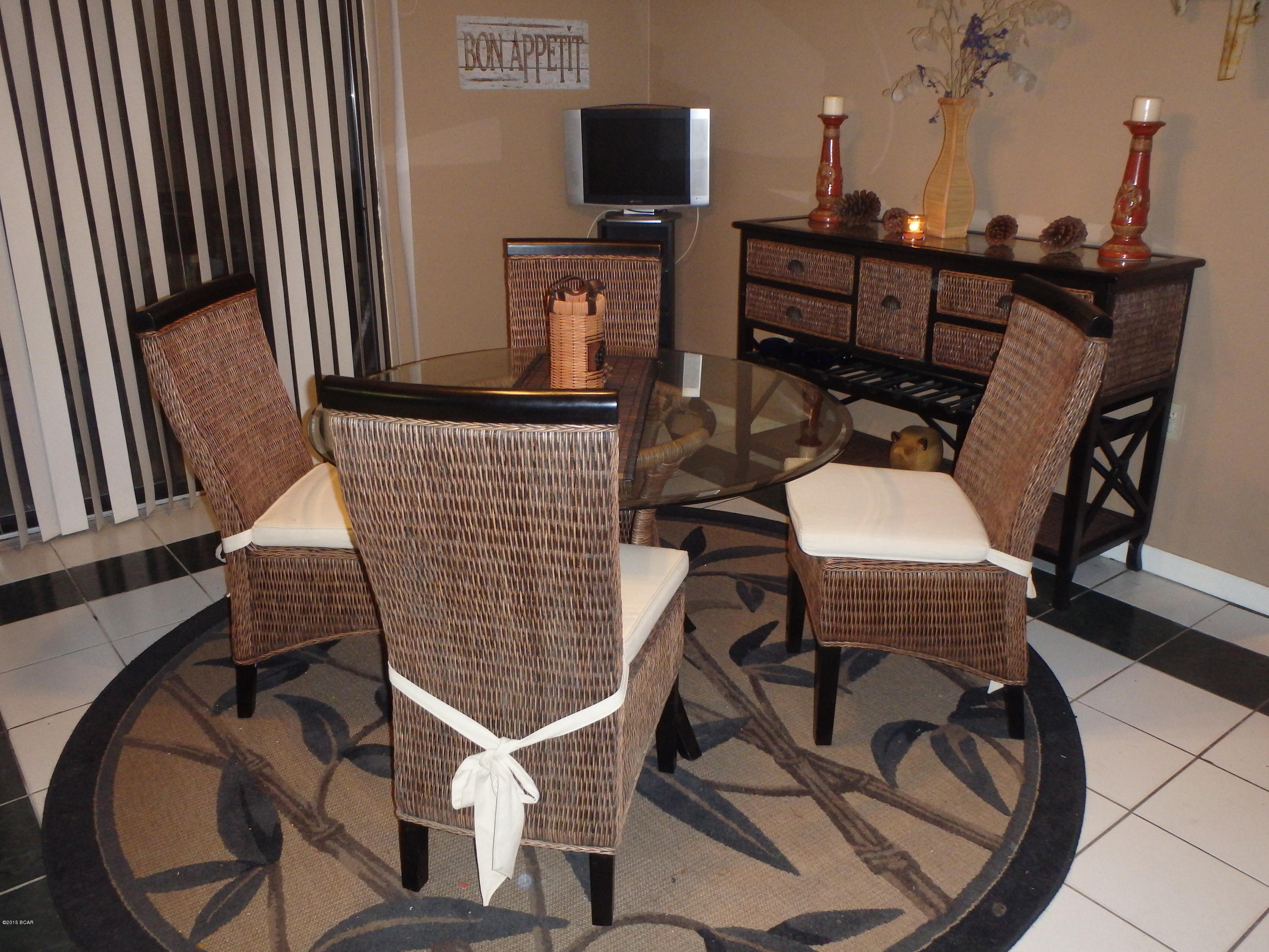 Pines 5th Add - Residential