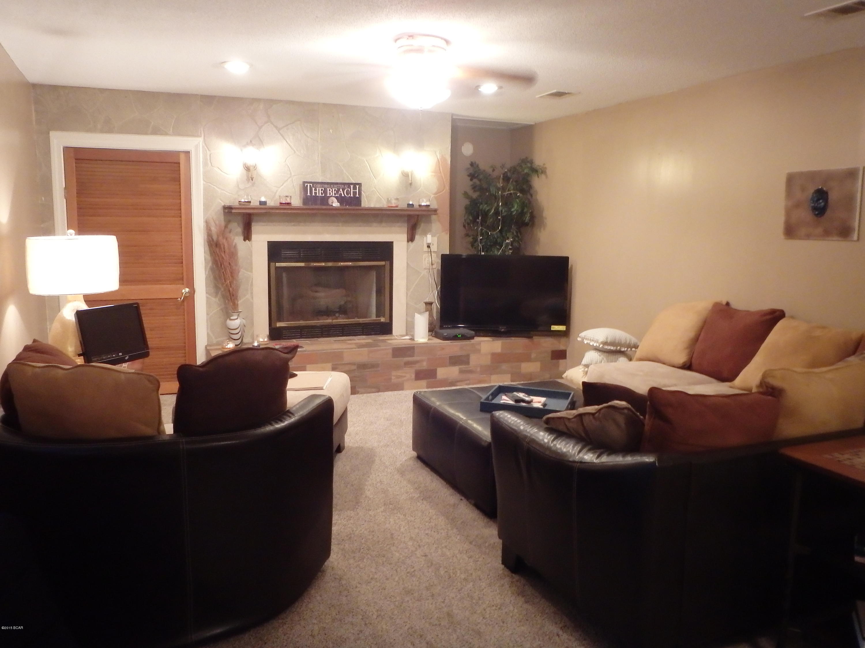 Pines 5th Add - Residential