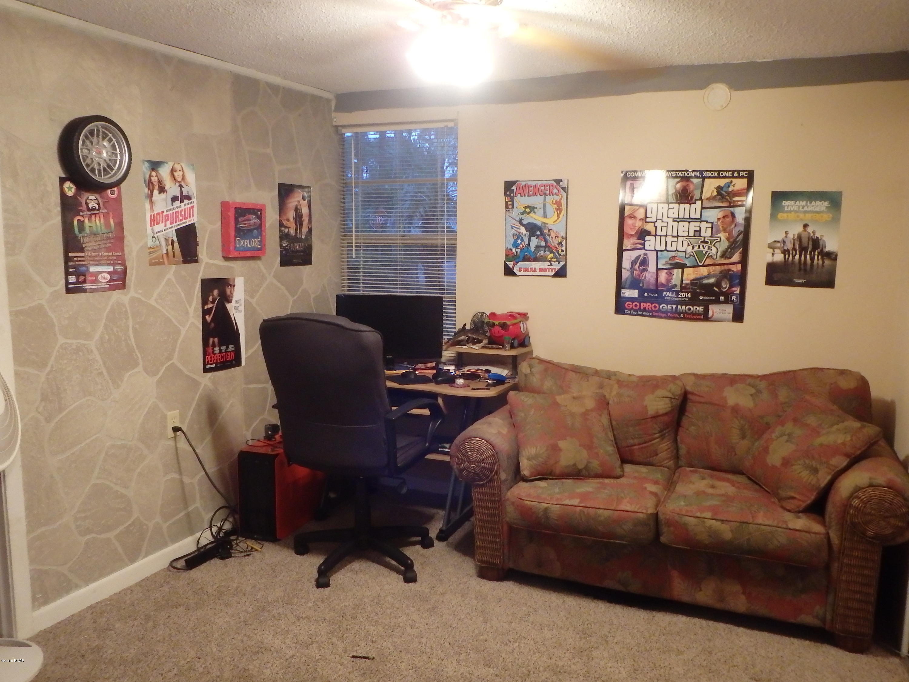 Pines 5th Add - Residential