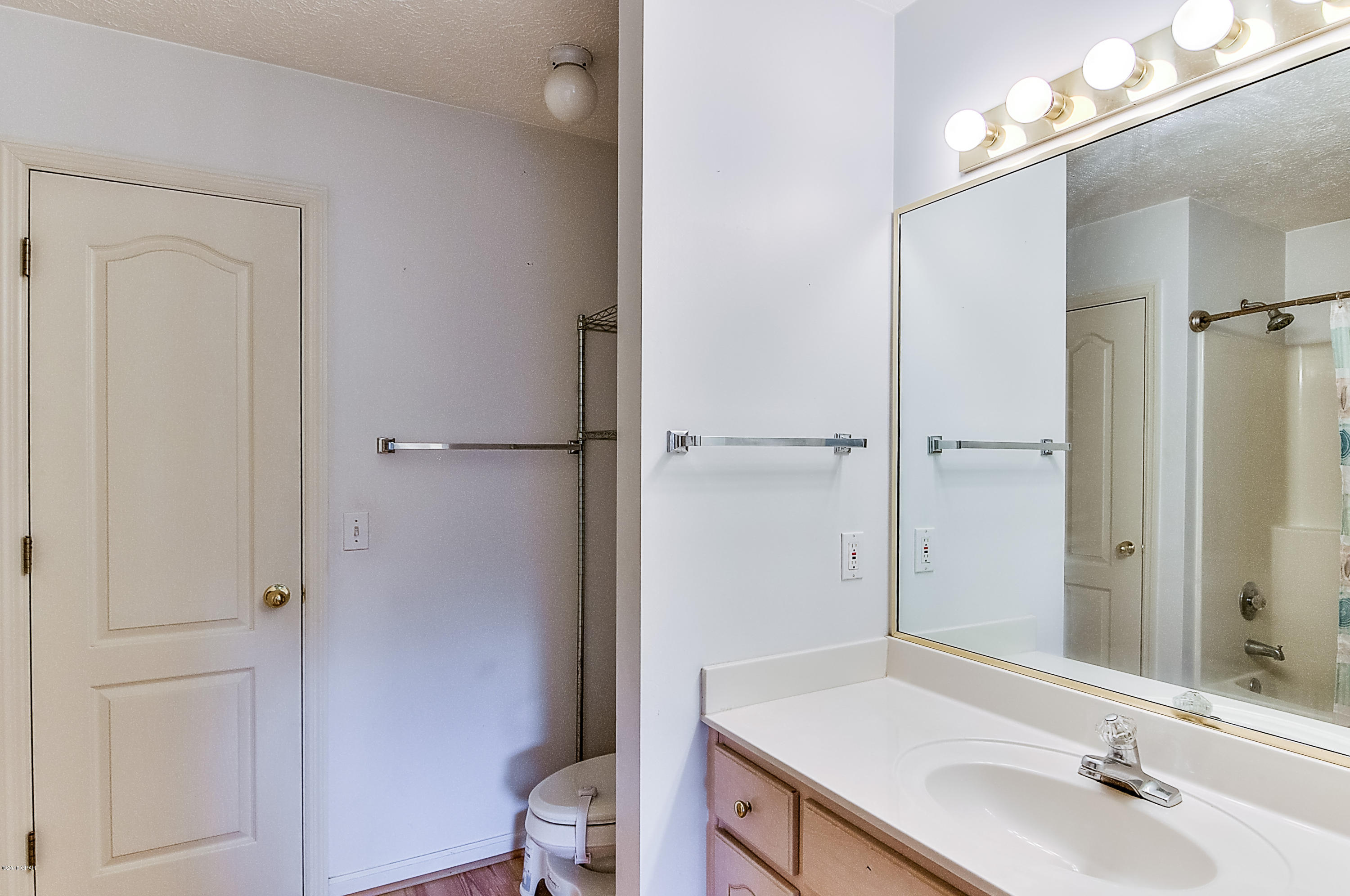 Fernwood Park - Residential