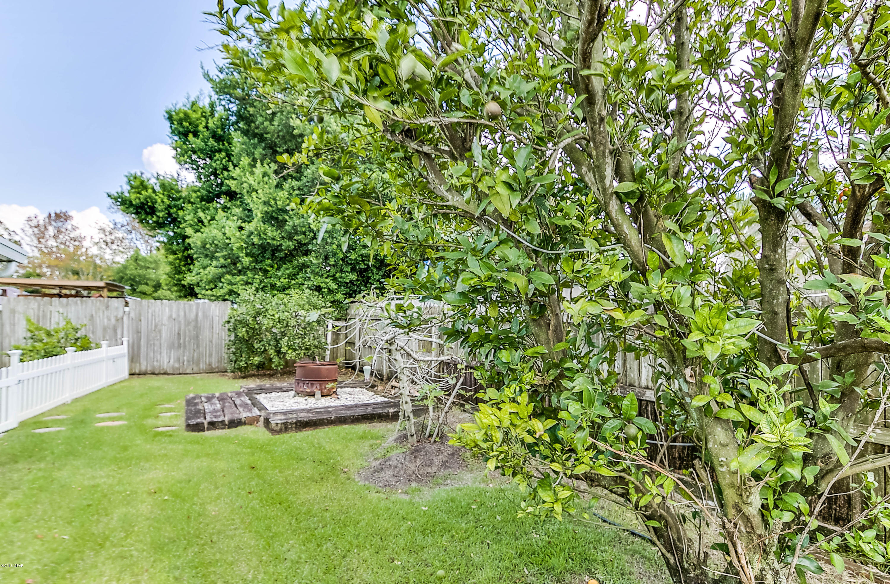 Fernwood Park - Residential