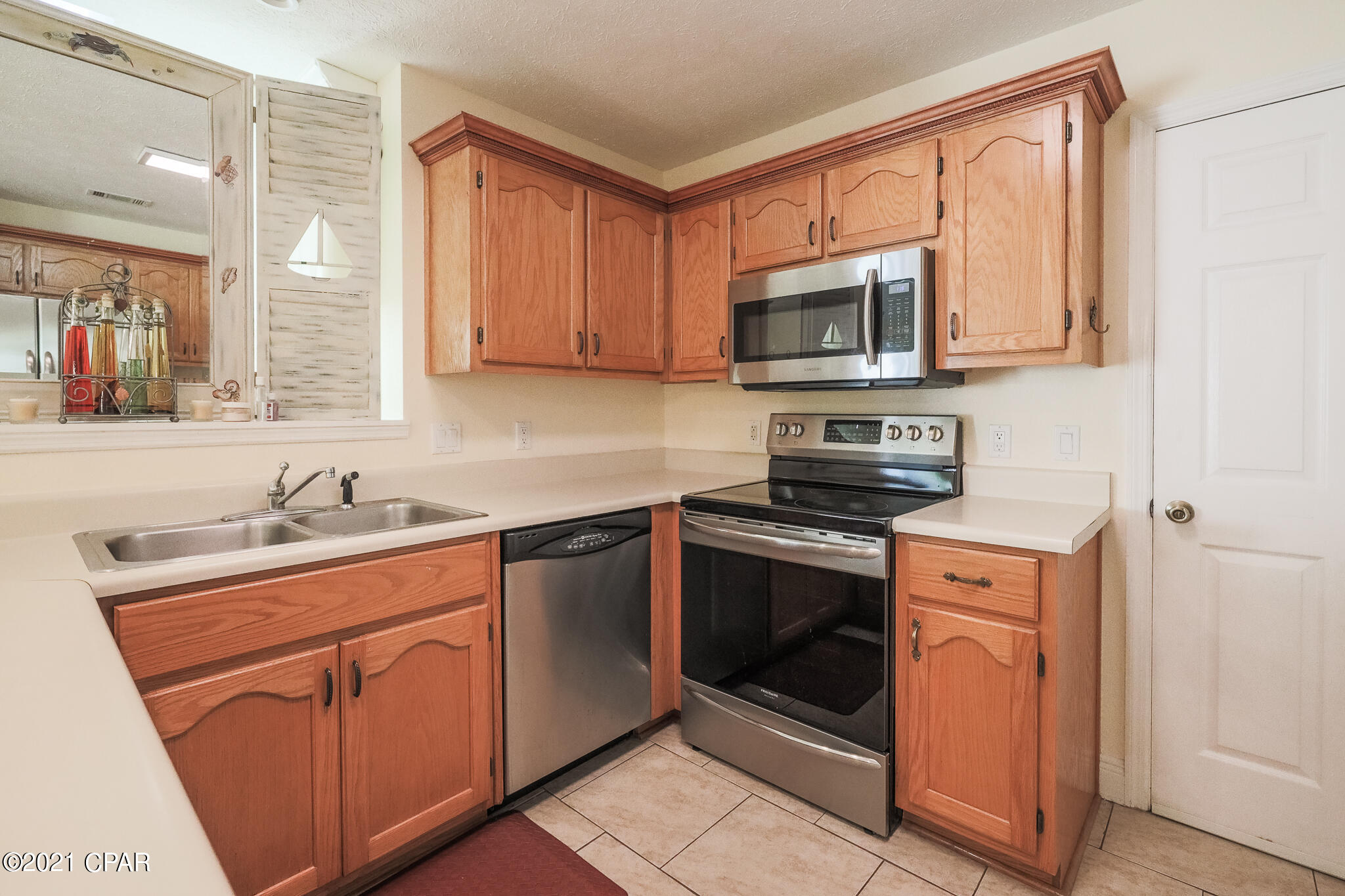 Lake Marin - Residential