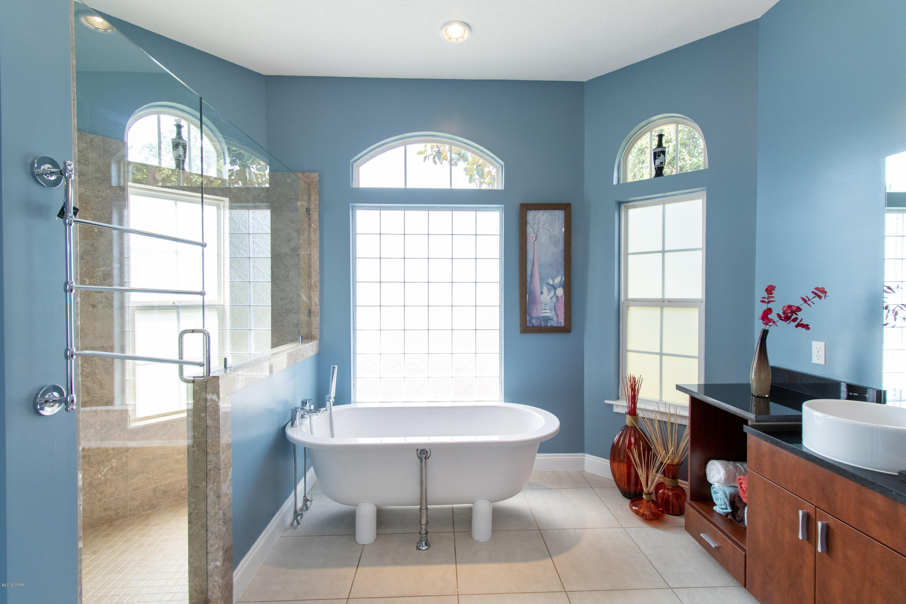 Colony Club - Residential