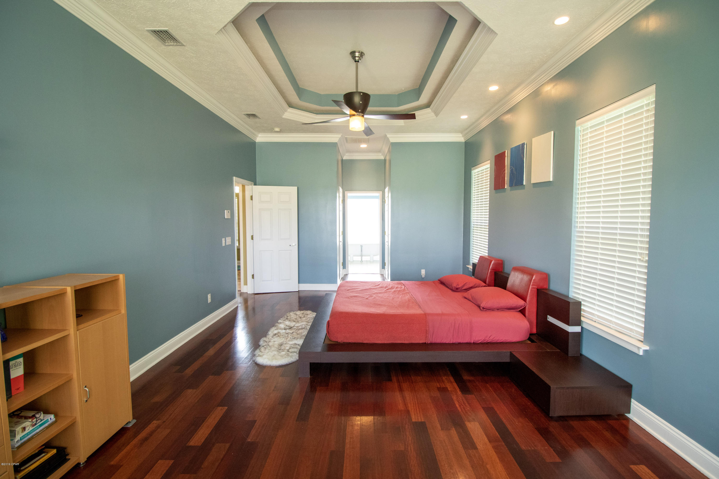 Colony Club - Residential