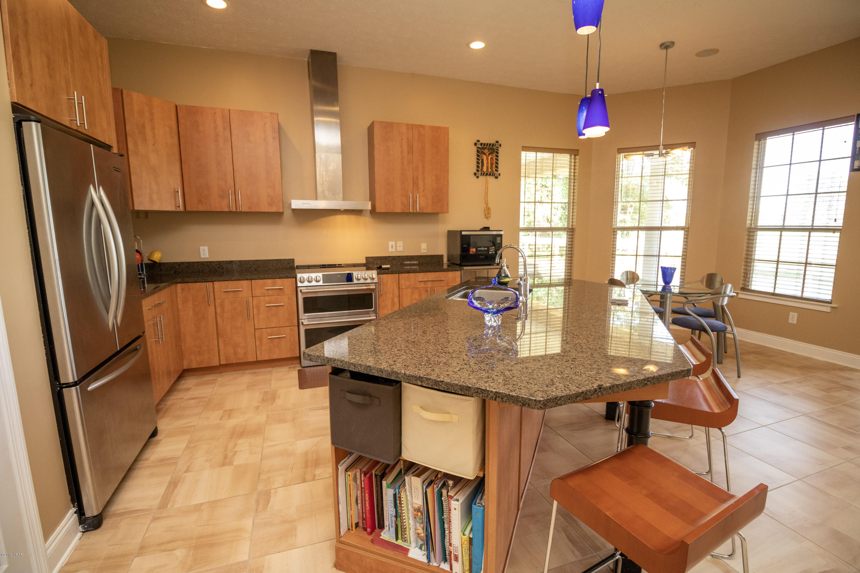 Colony Club - Residential