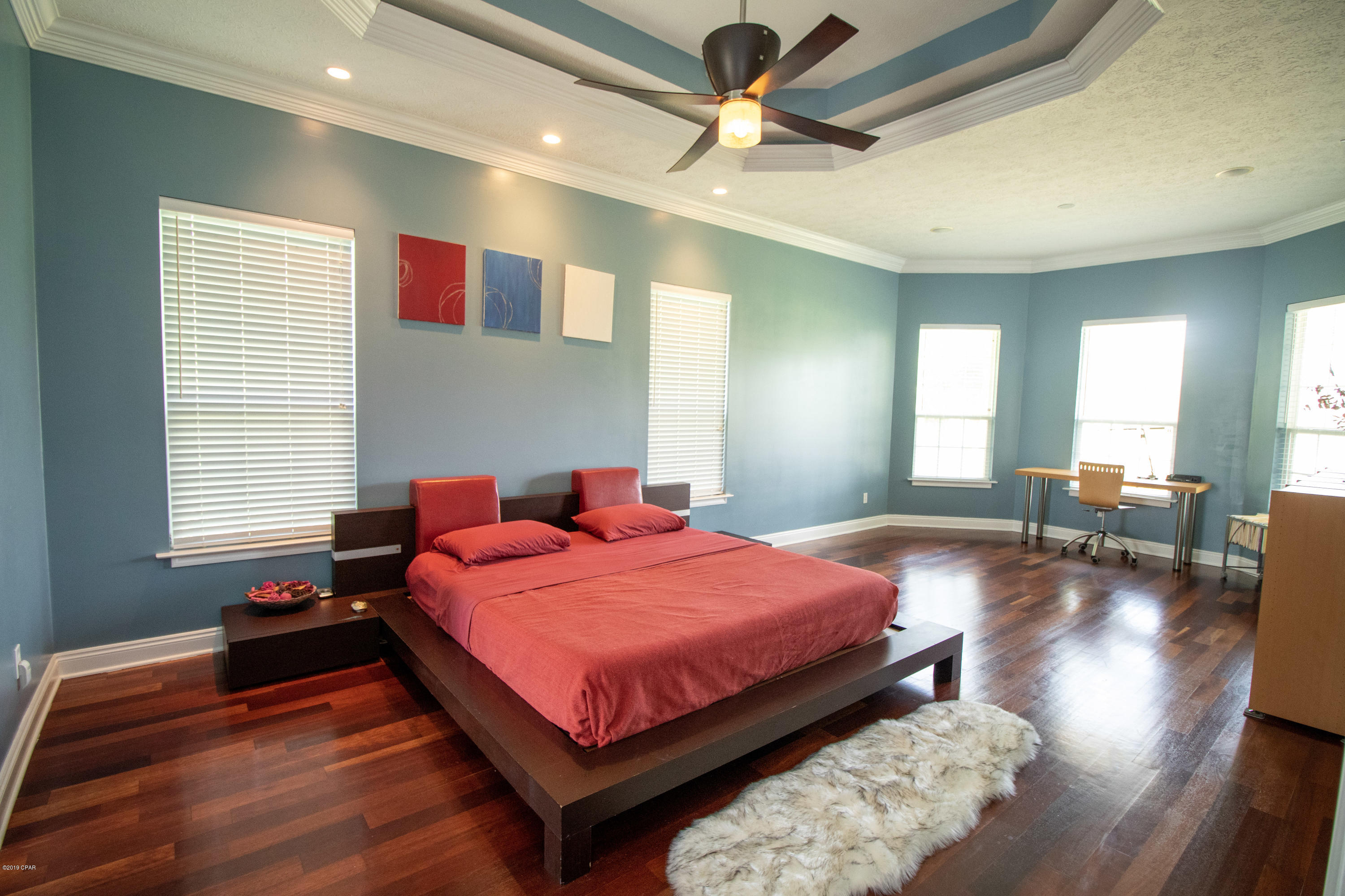 Colony Club - Residential