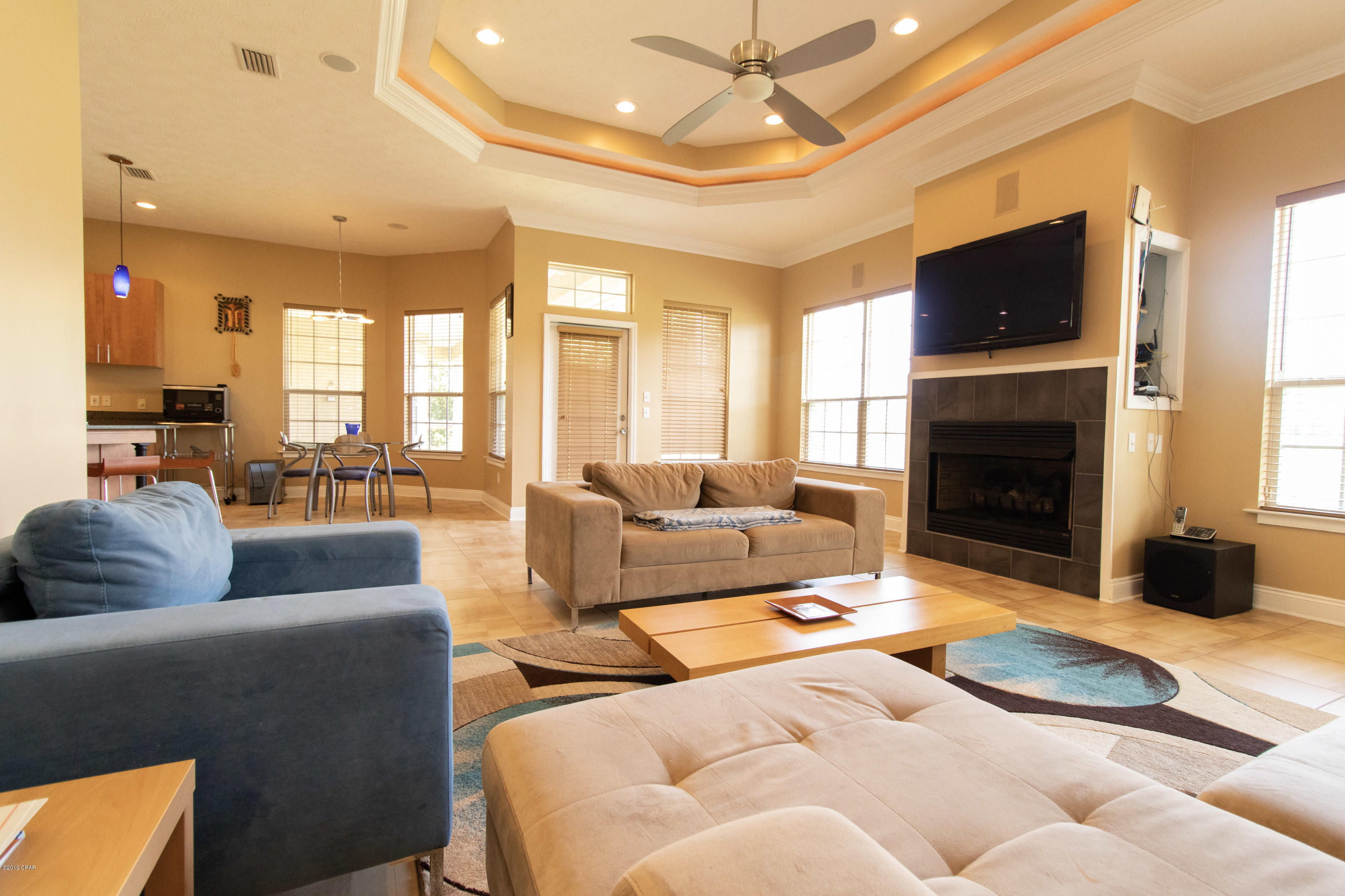 Colony Club - Residential