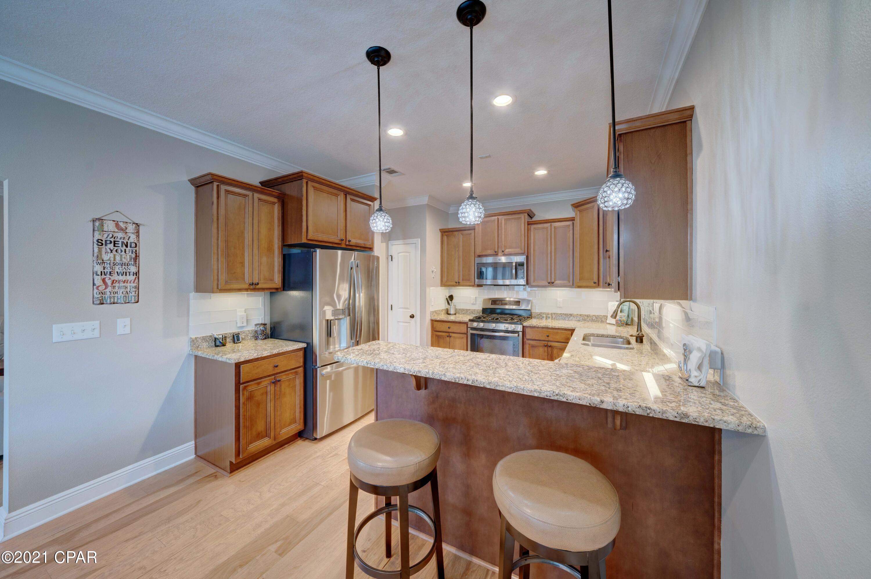 Magnolia Bay Club - Residential