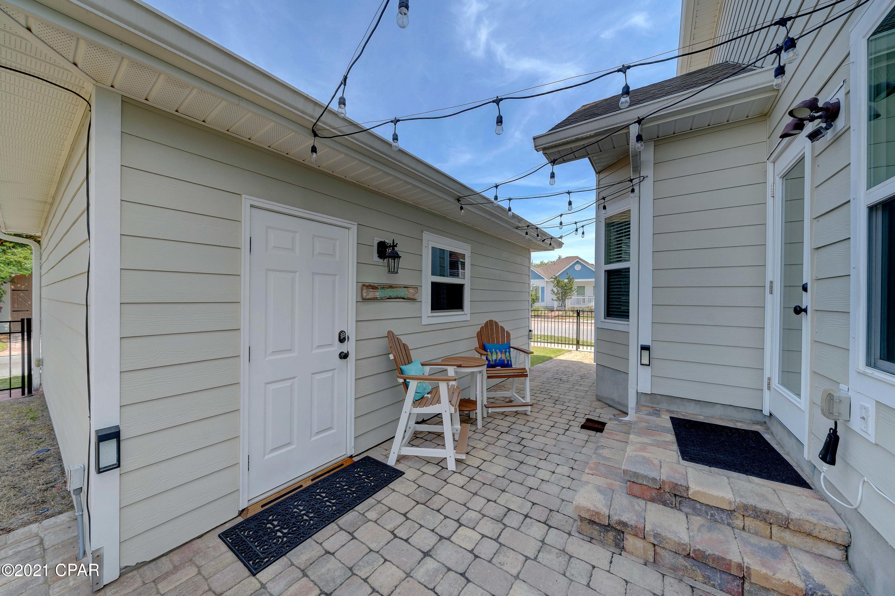 Magnolia Bay Club - Residential