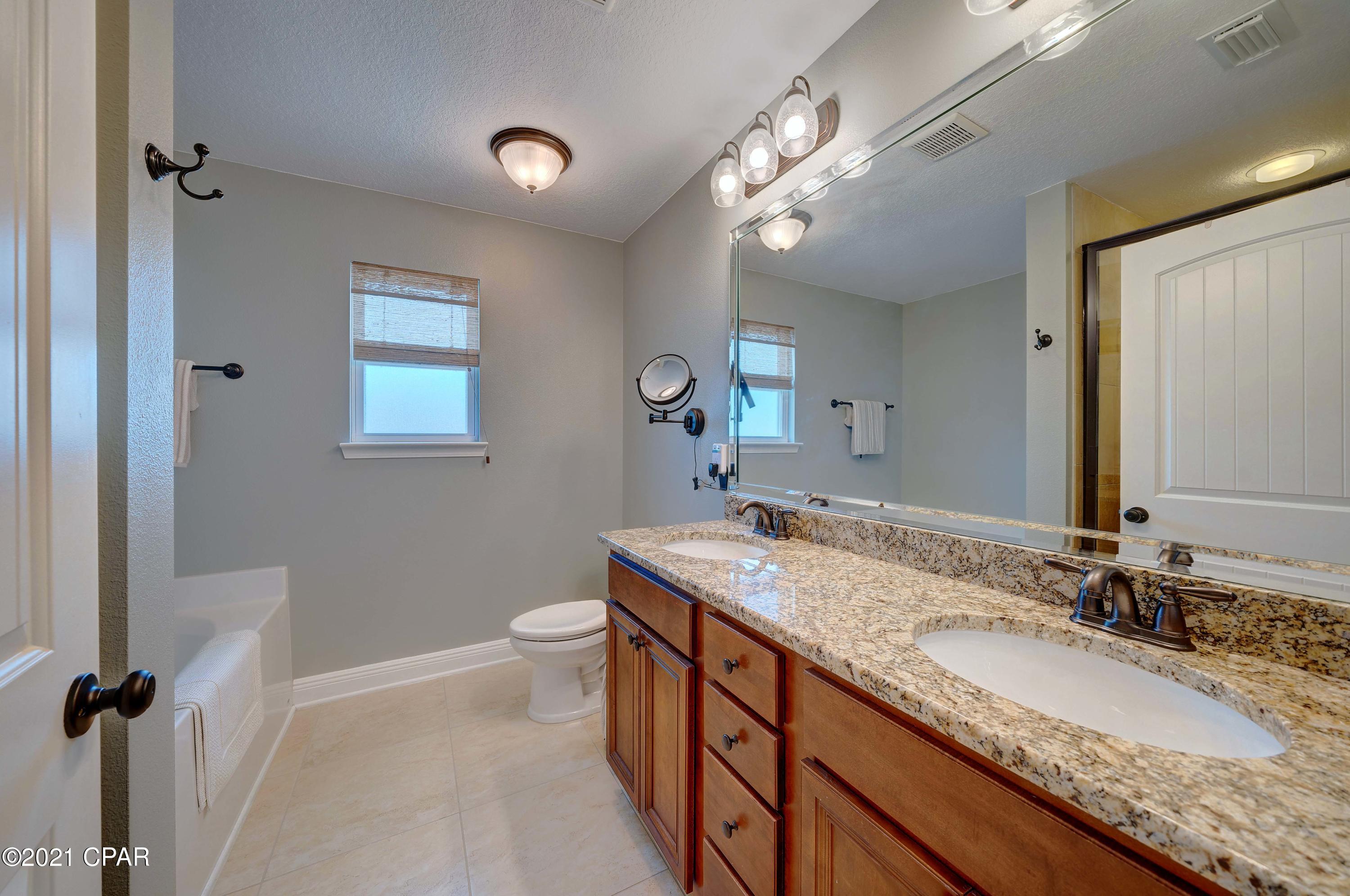 Magnolia Bay Club - Residential