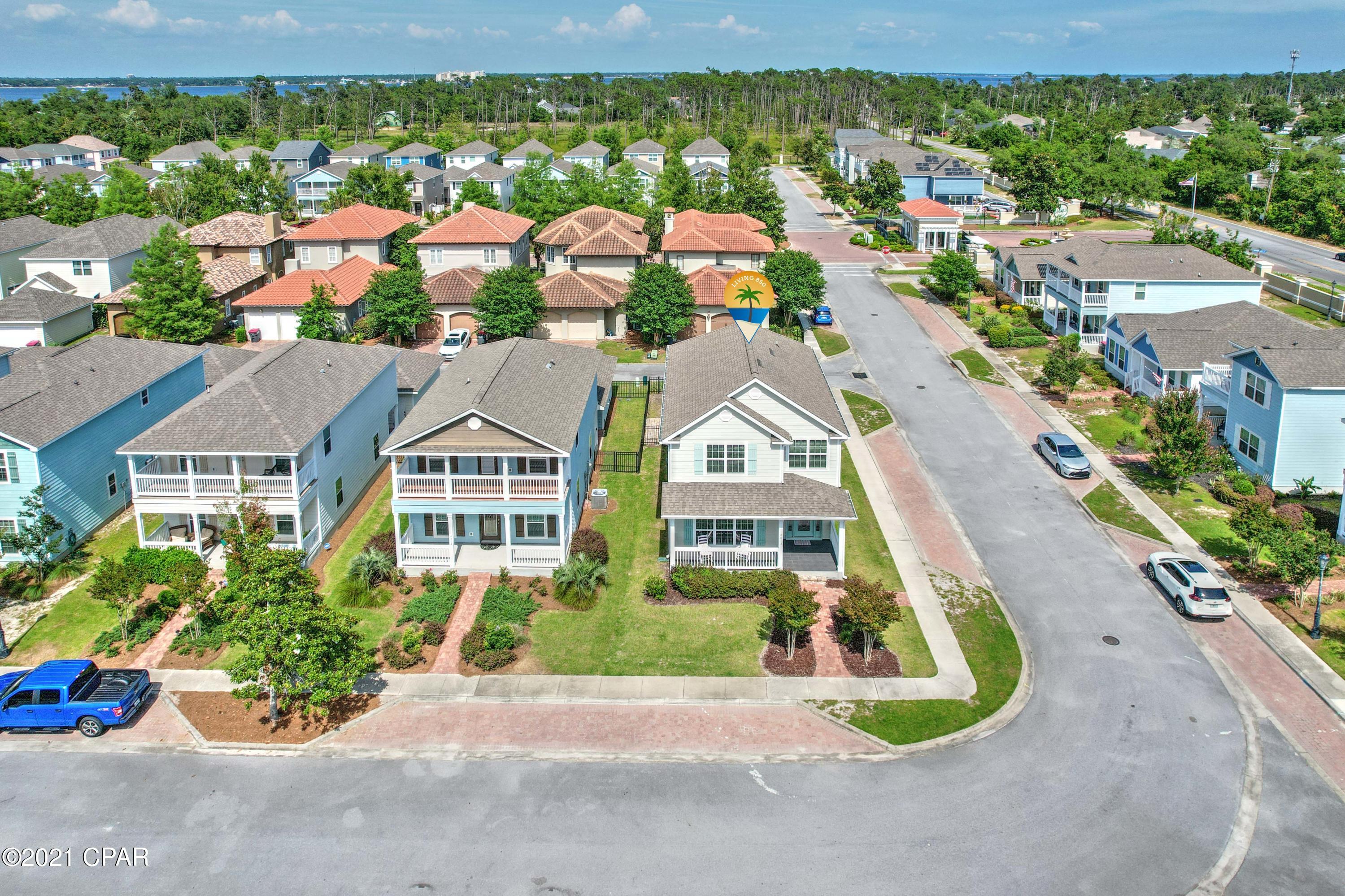 Magnolia Bay Club - Residential