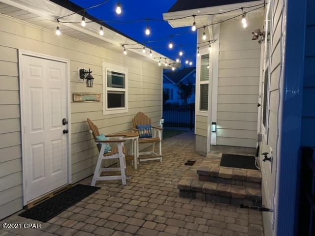 Magnolia Bay Club - Residential