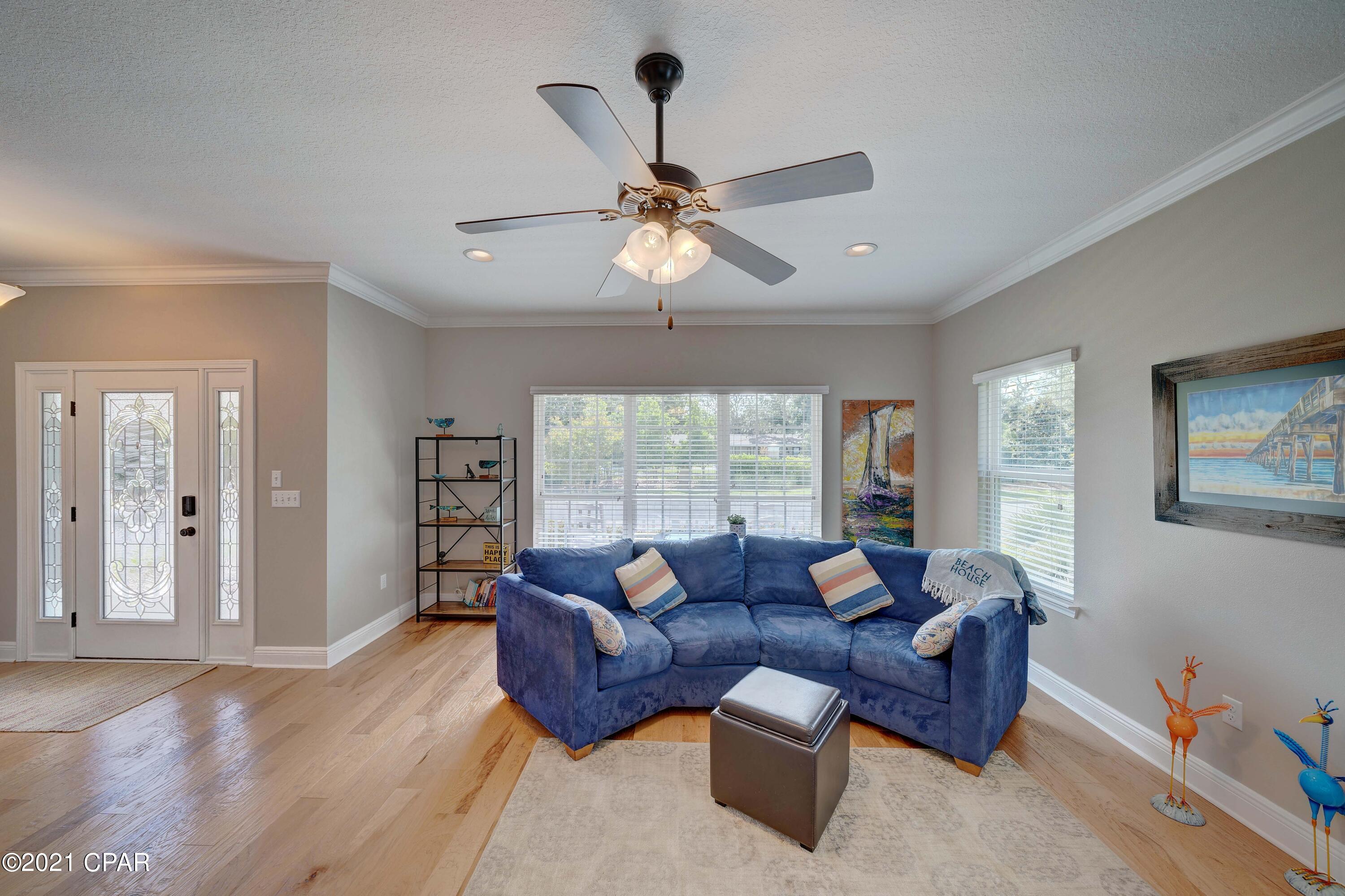 Magnolia Bay Club - Residential