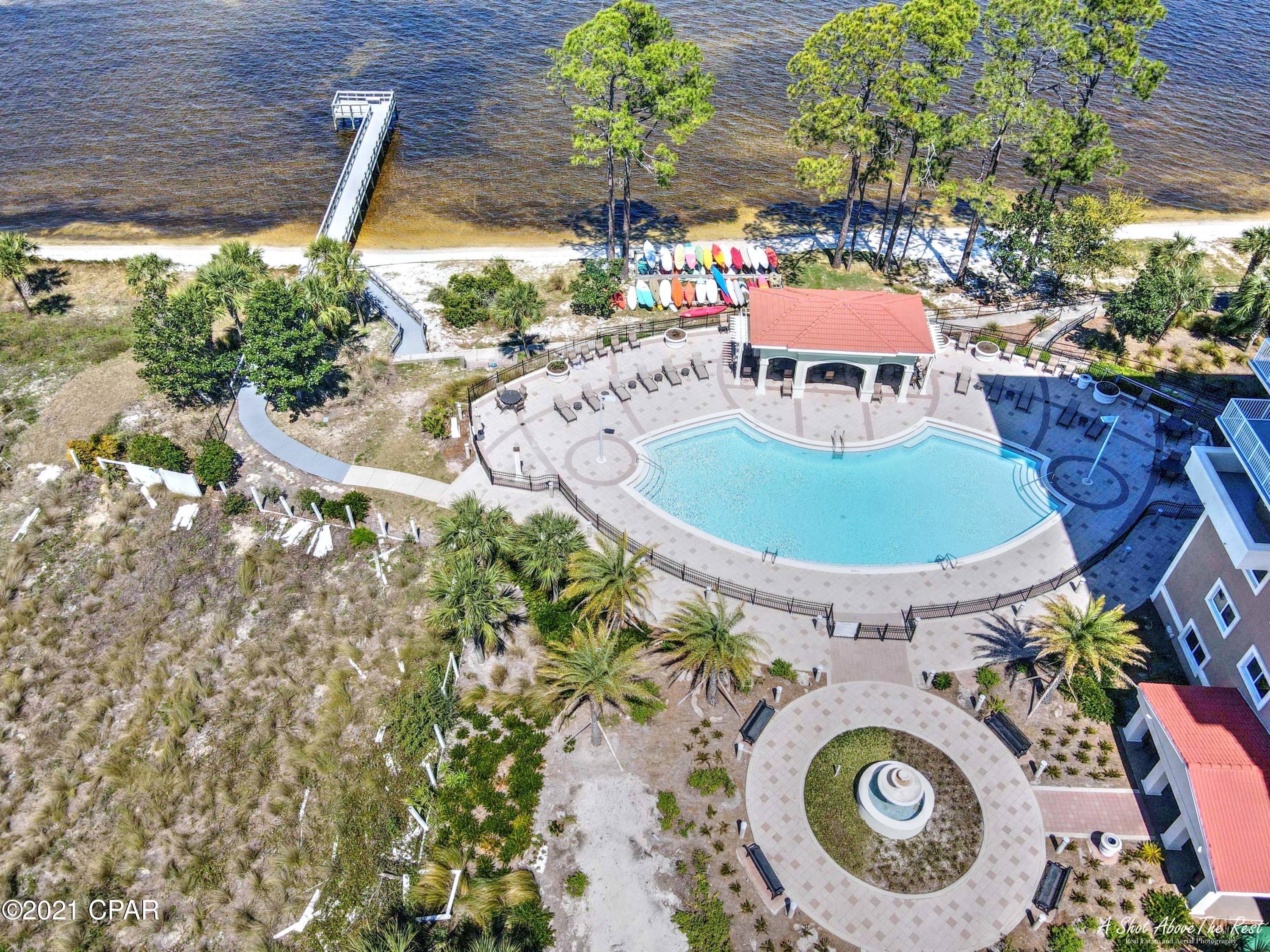 Magnolia Bay Club - Residential
