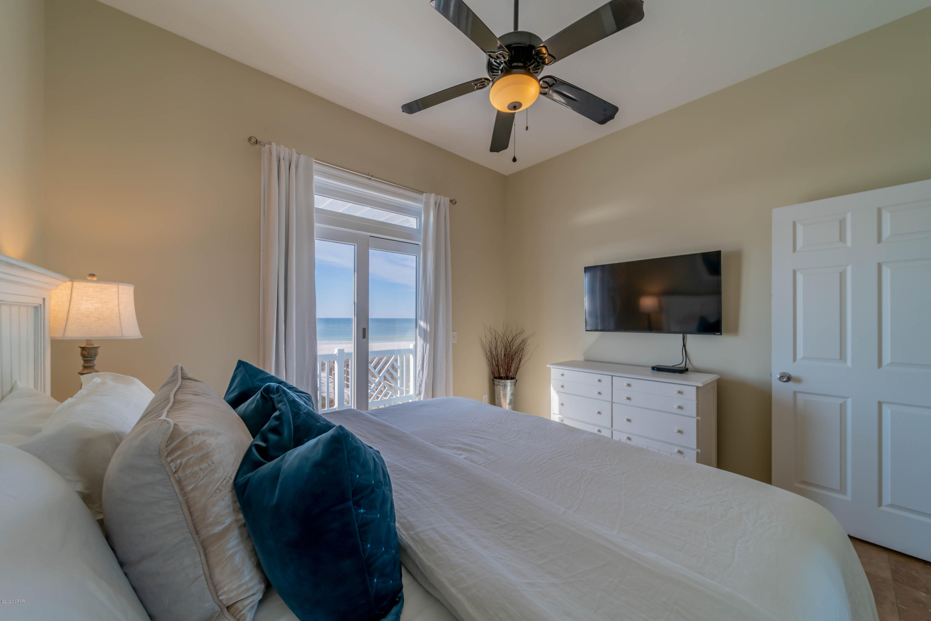 Laguna Beach Villas - Residential