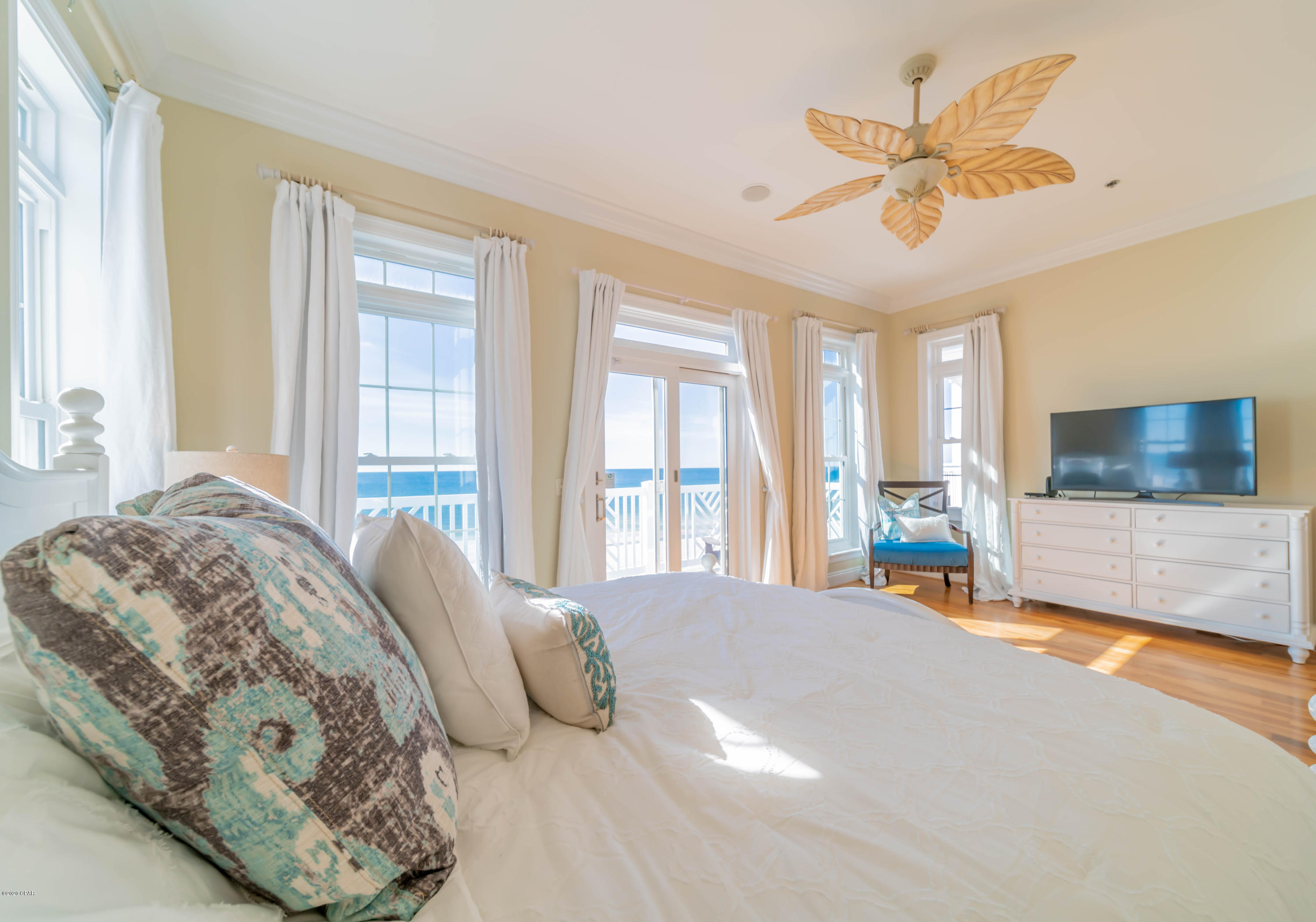 Laguna Beach Villas - Residential