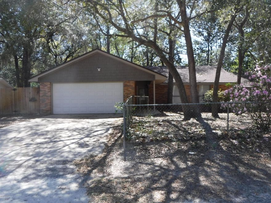 Reconditioned 4 bedroom, 3 bath ranch in Lynn Haven with updated kitchen. The living room is spacious with built-in fireplace and vaulted ceilings, 3 full baths, master bath has ceramic tile and dual sinks. All property sizes and ages are approximate, please measure and/or verify if important.