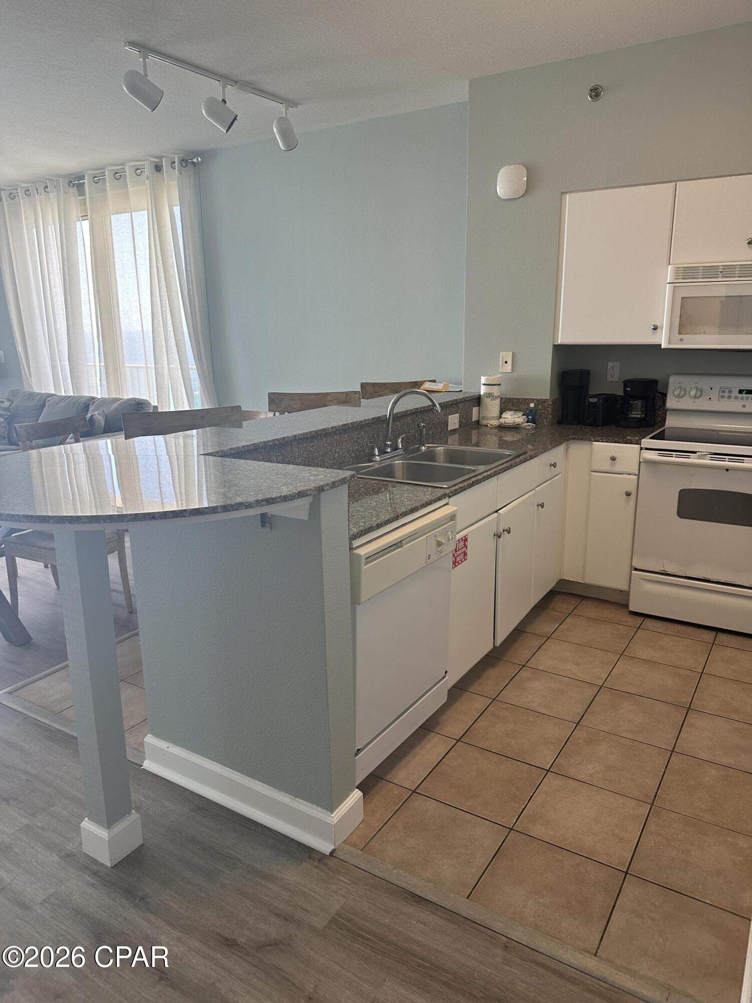 Shores Of Panama Phase II - Residential