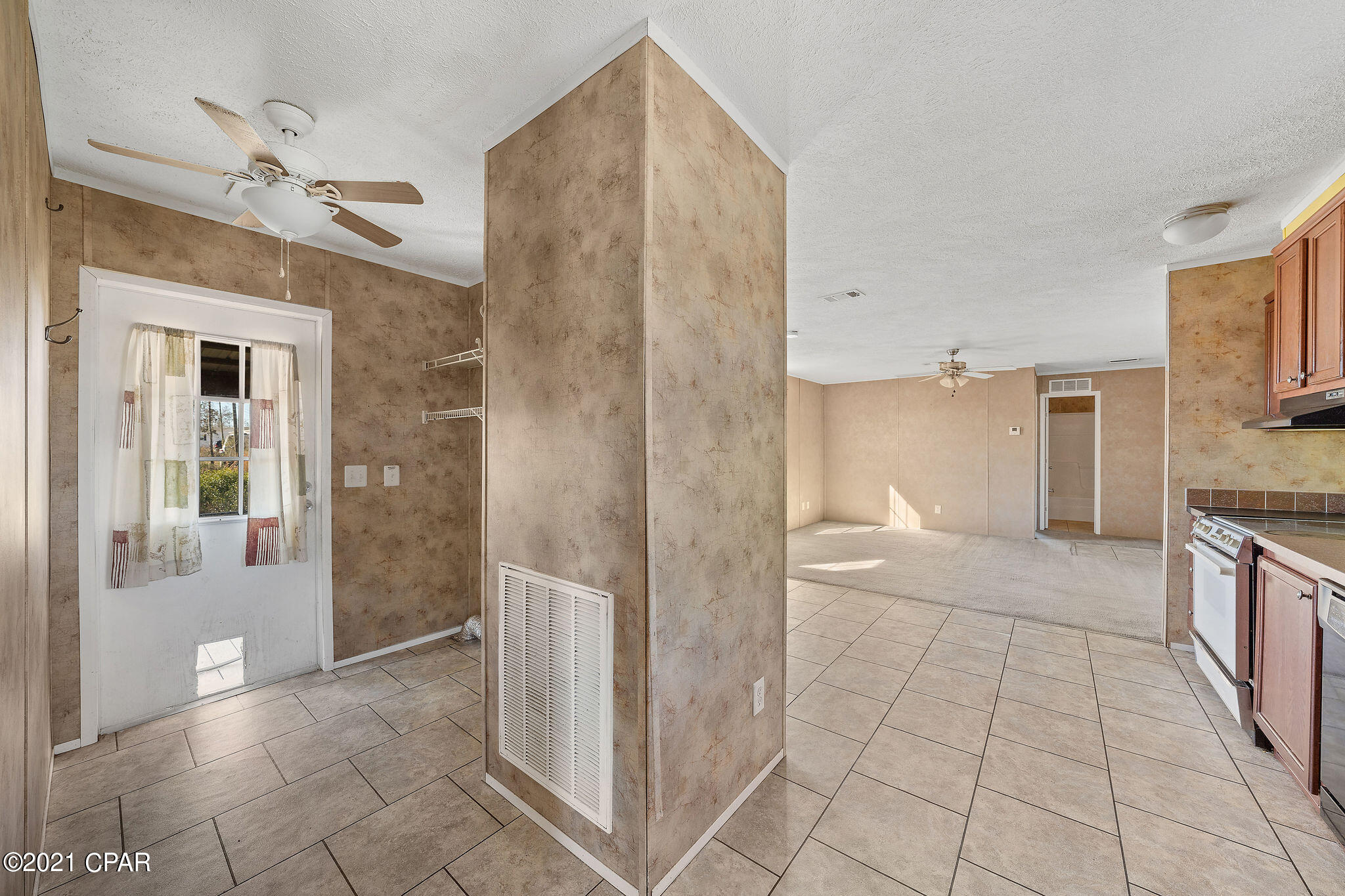 [No Recorded Subdiv] - Residential