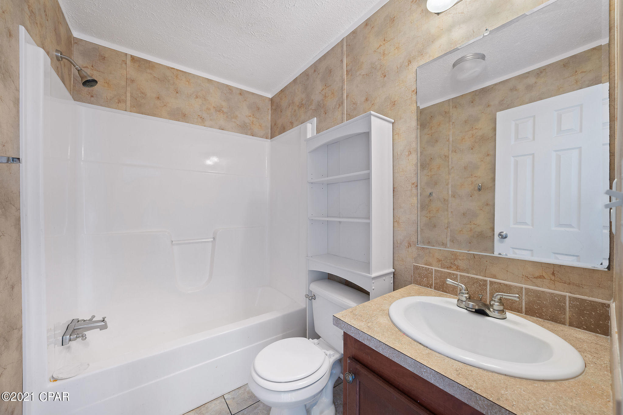 [No Recorded Subdiv] - Residential