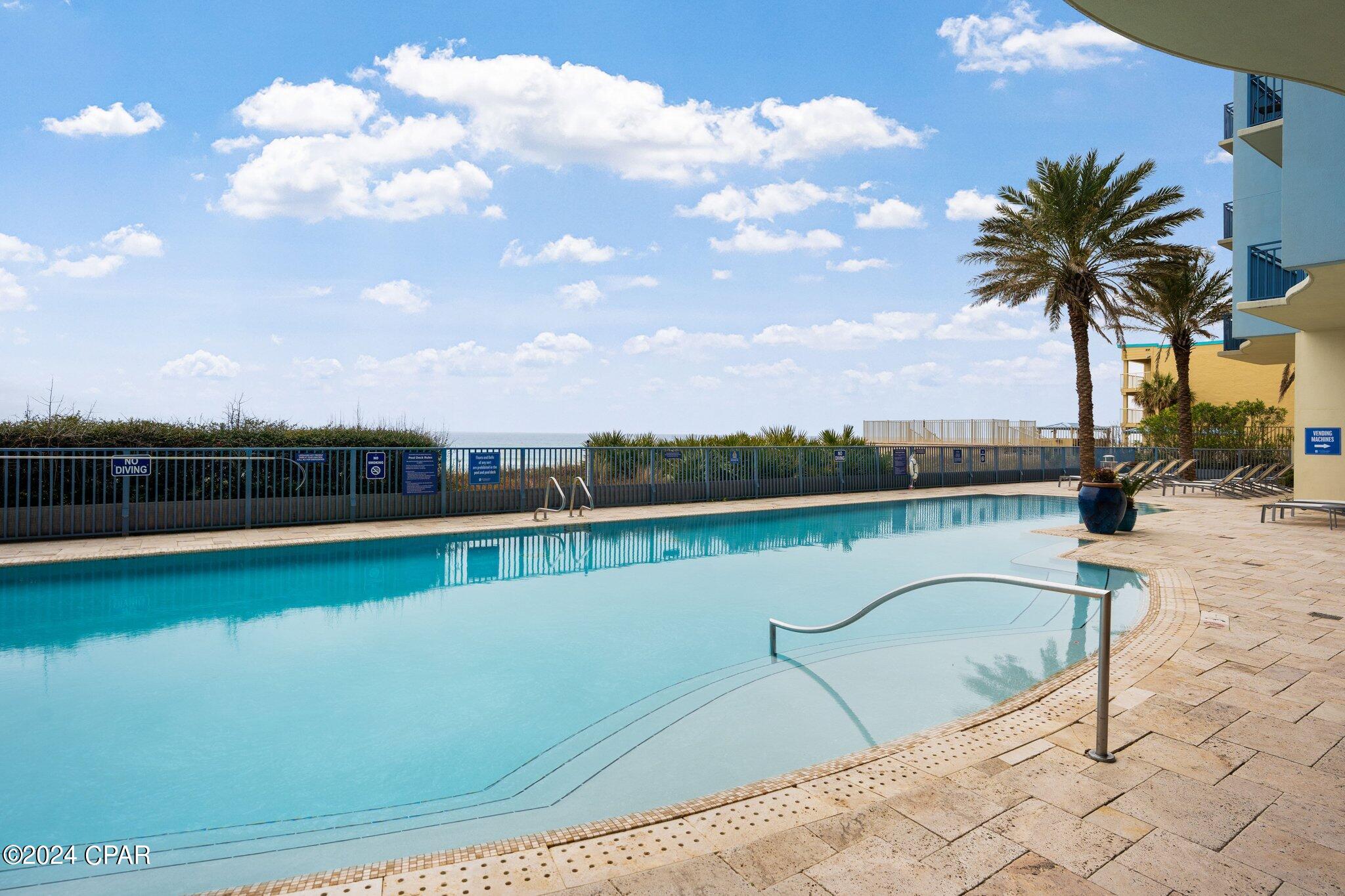 Sterling Breeze - Residential