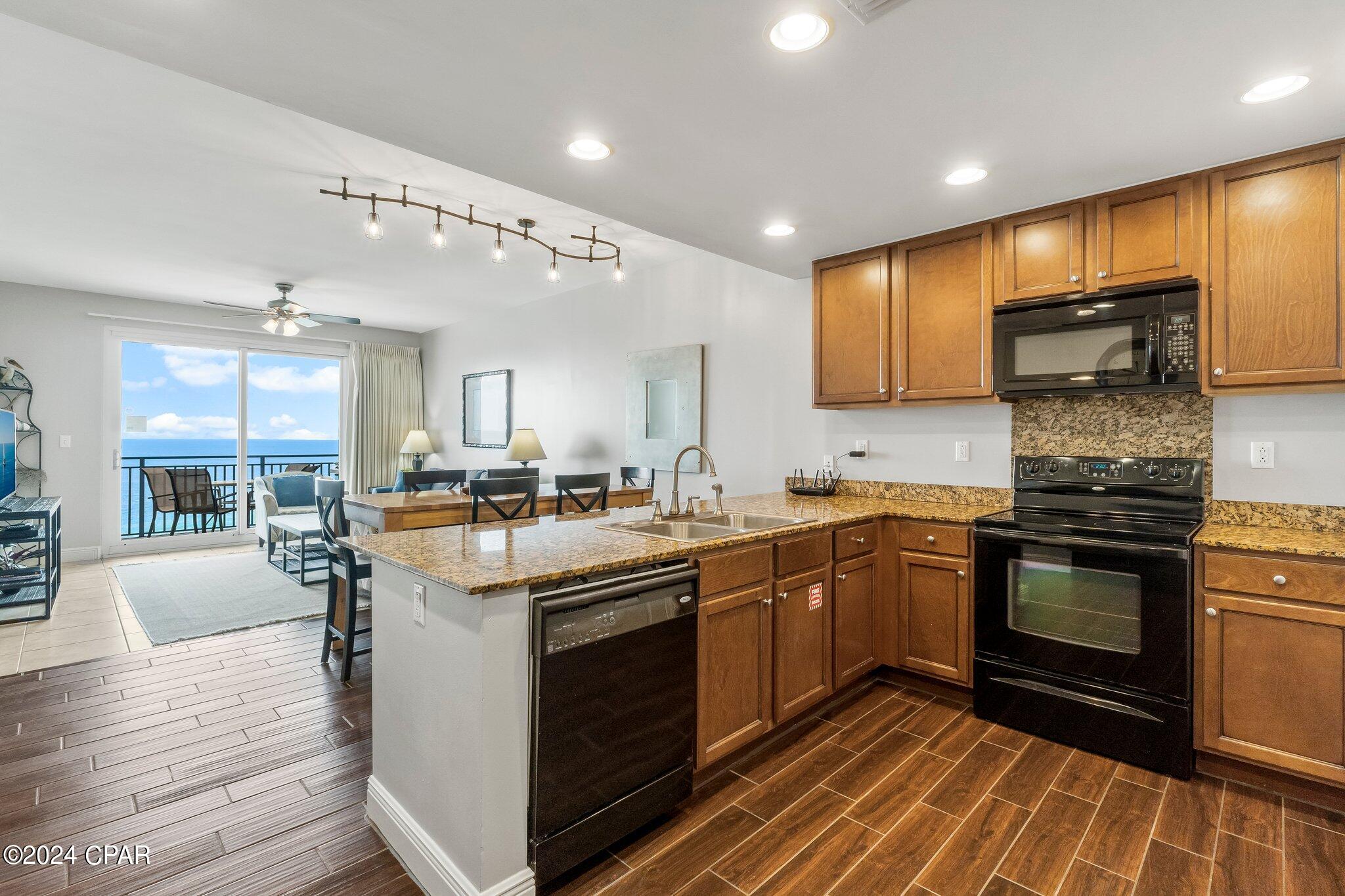 Sterling Breeze - Residential