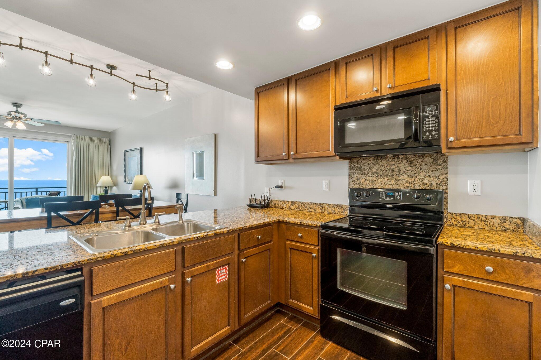 Sterling Breeze - Residential