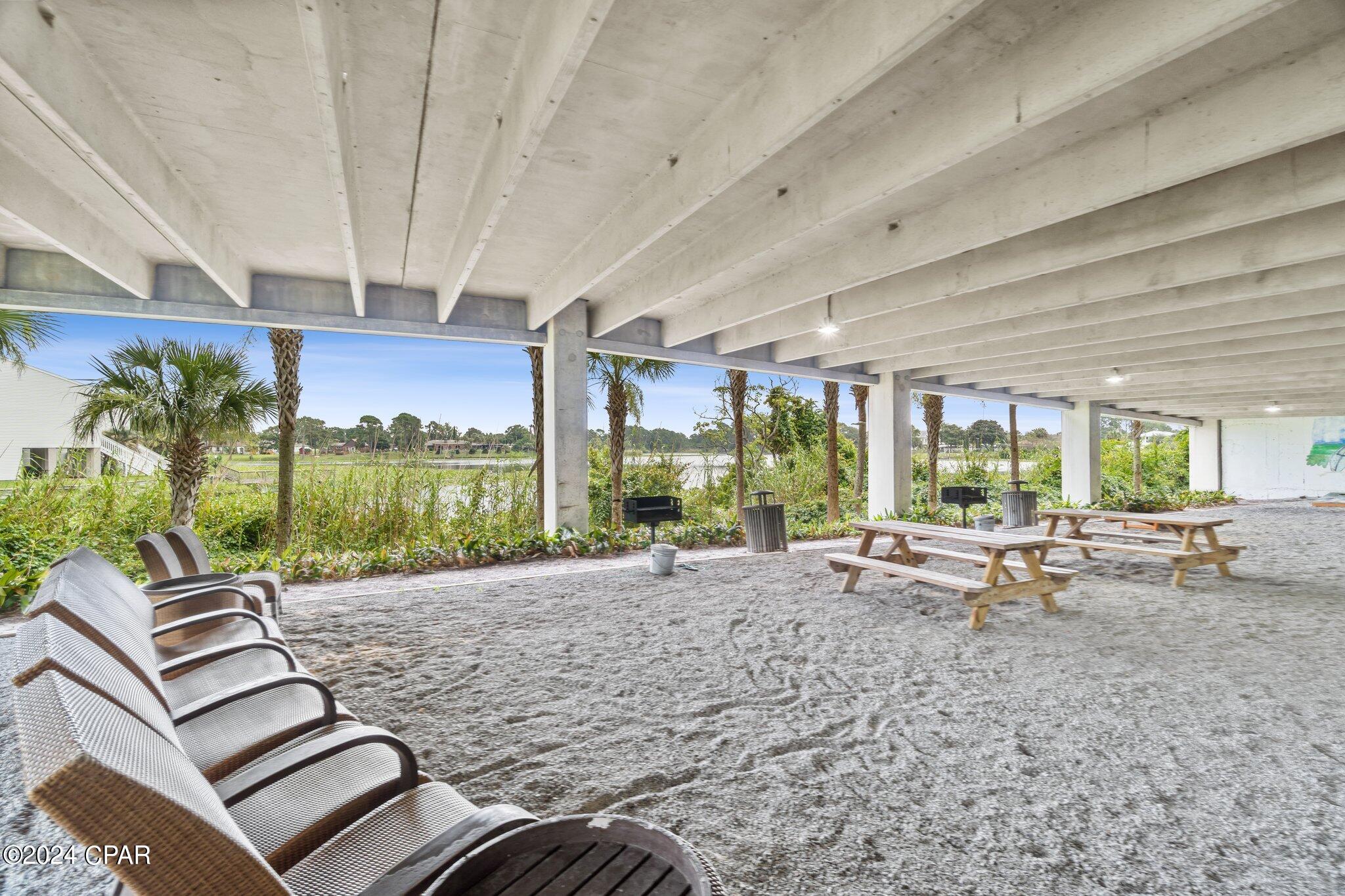 Sterling Breeze - Residential