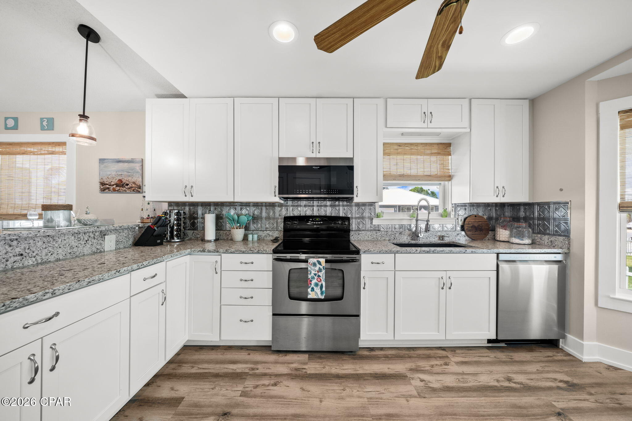 Bid-A-Wee North 1st Add - Residential