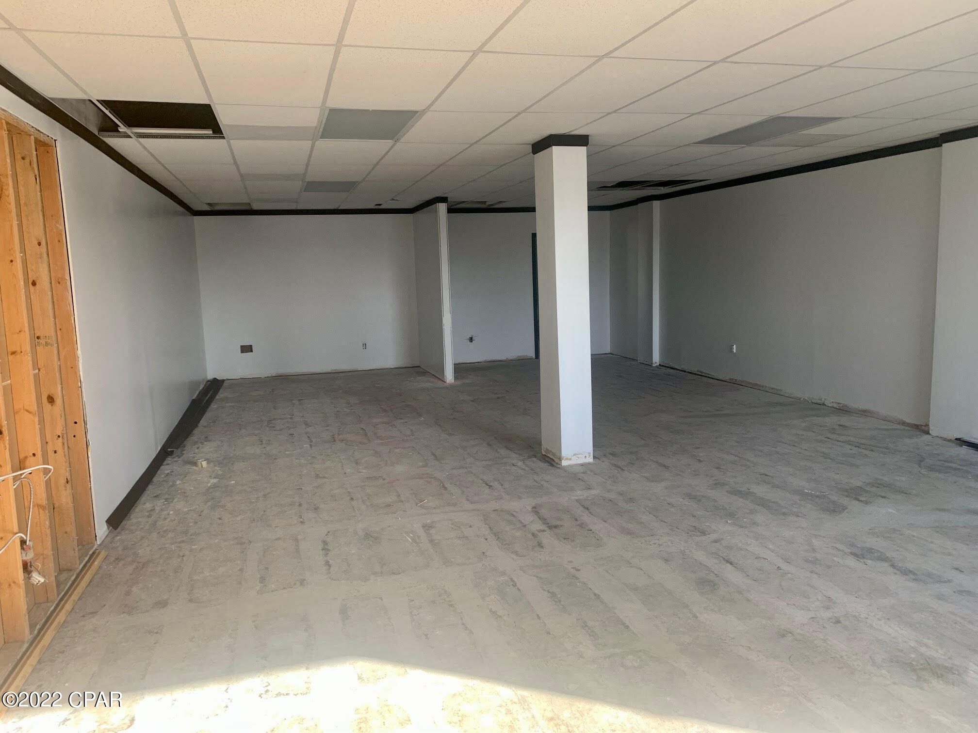 Mayfield - Commercial Lease