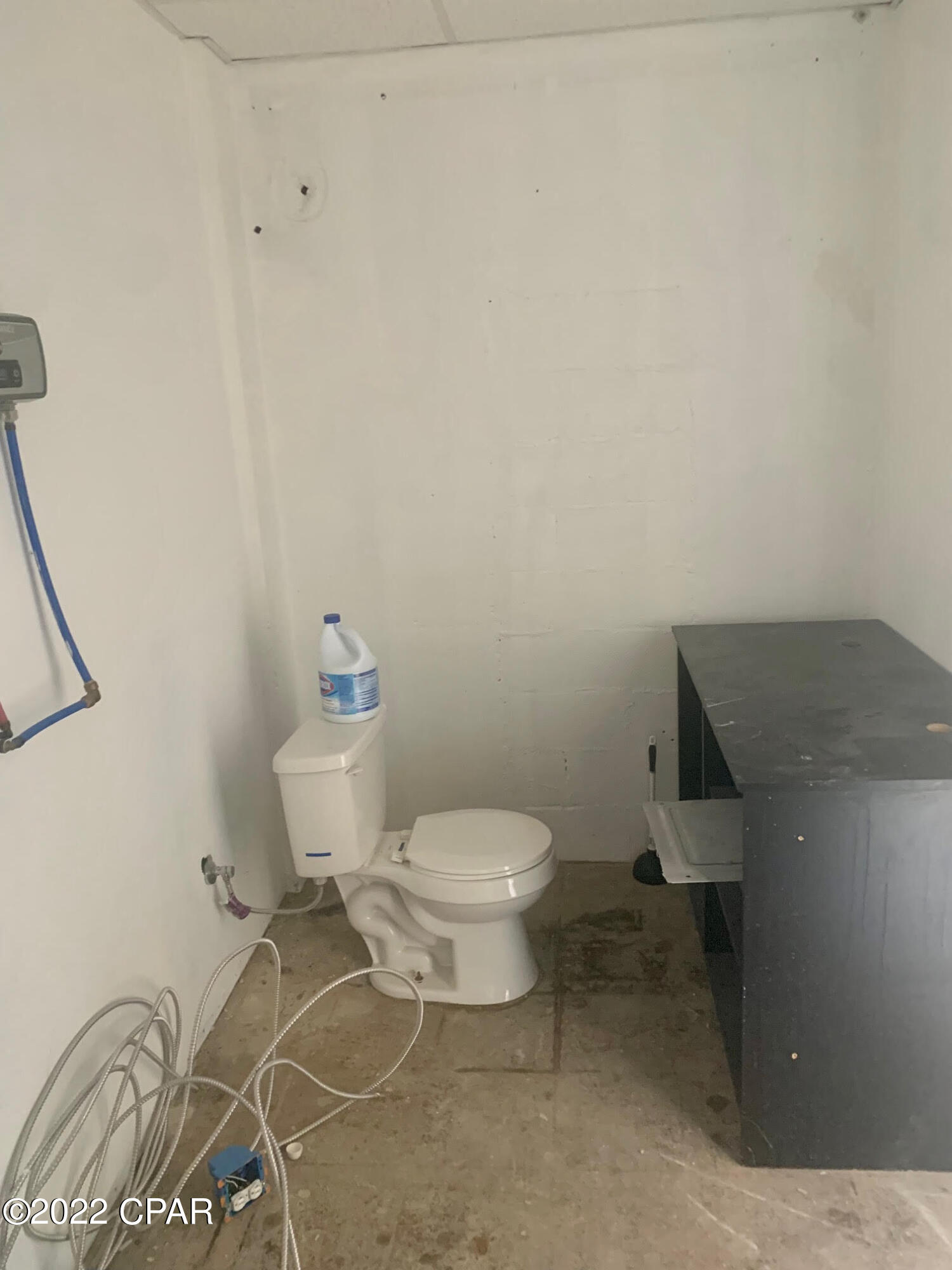 Mayfield - Commercial Lease