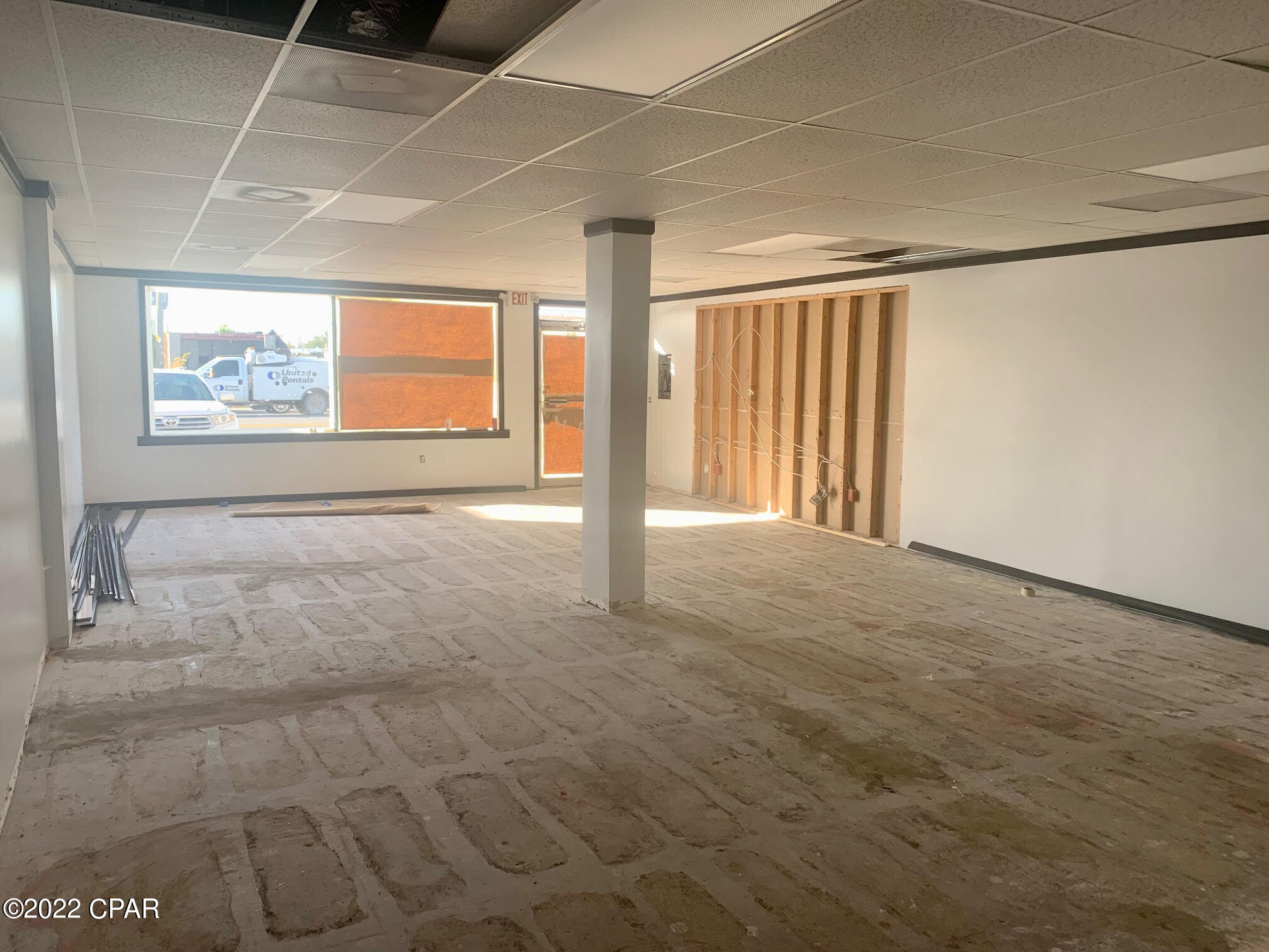 Mayfield - Commercial Lease