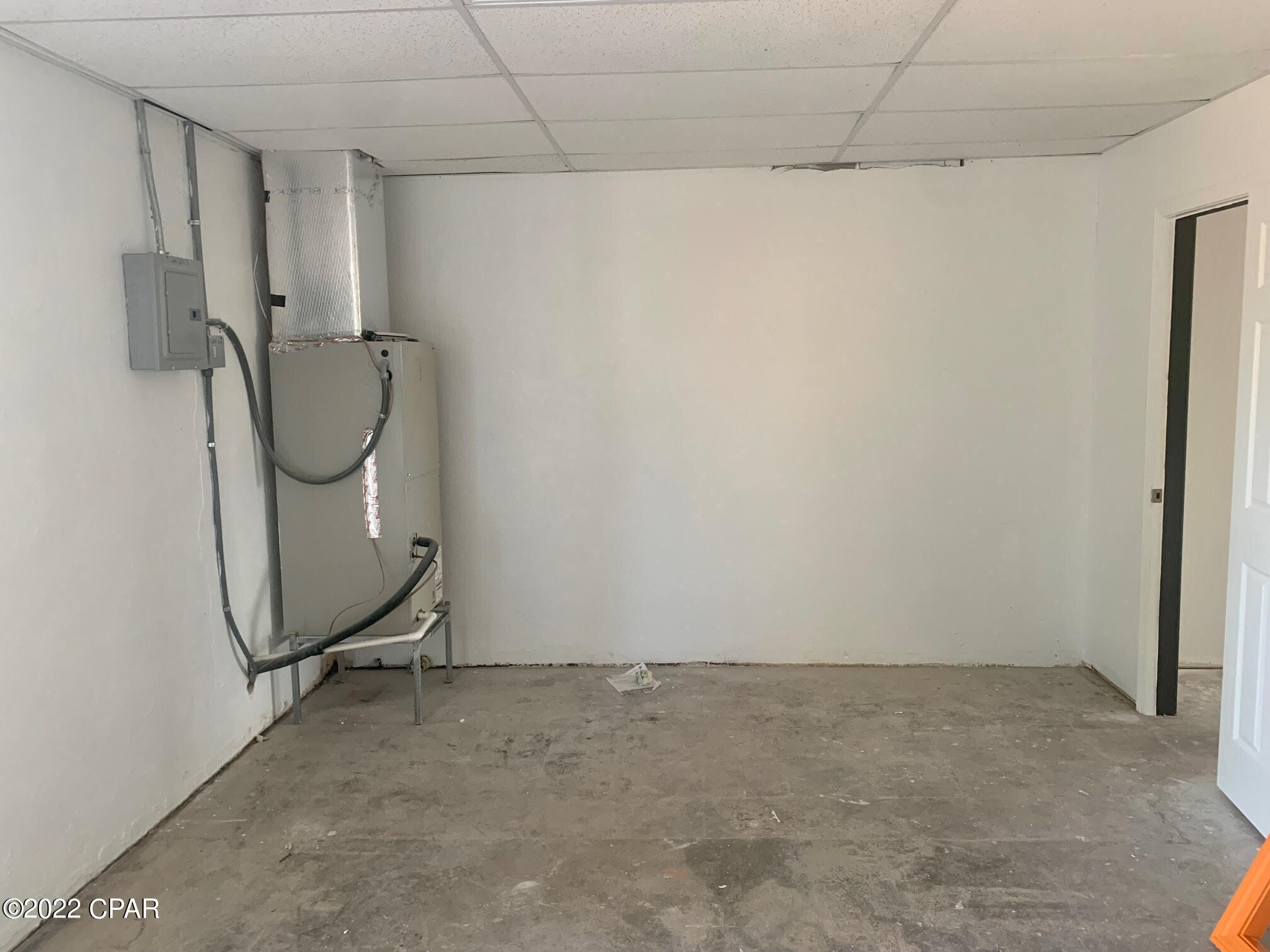 Mayfield - Commercial Lease