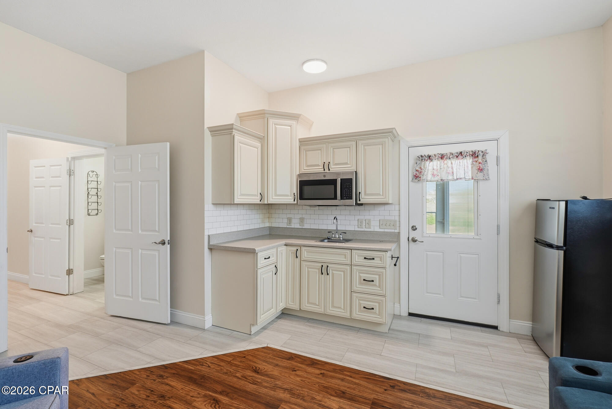 Creek Hollow Estates Unit - Residential