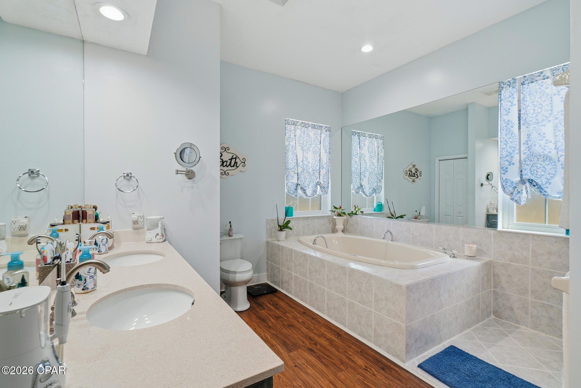 Creek Hollow Estates Unit - Residential