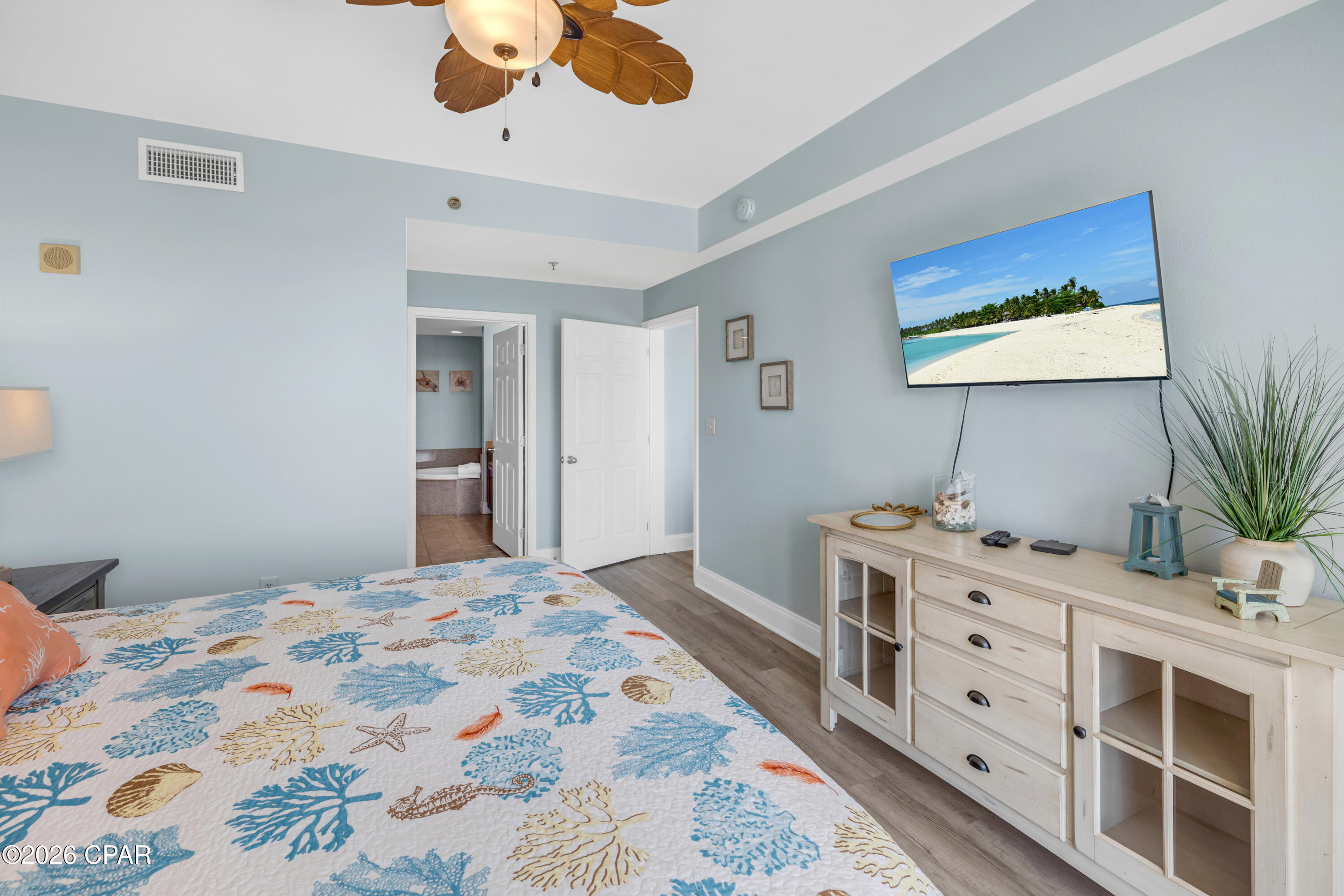 Laketown Wharf - Residential