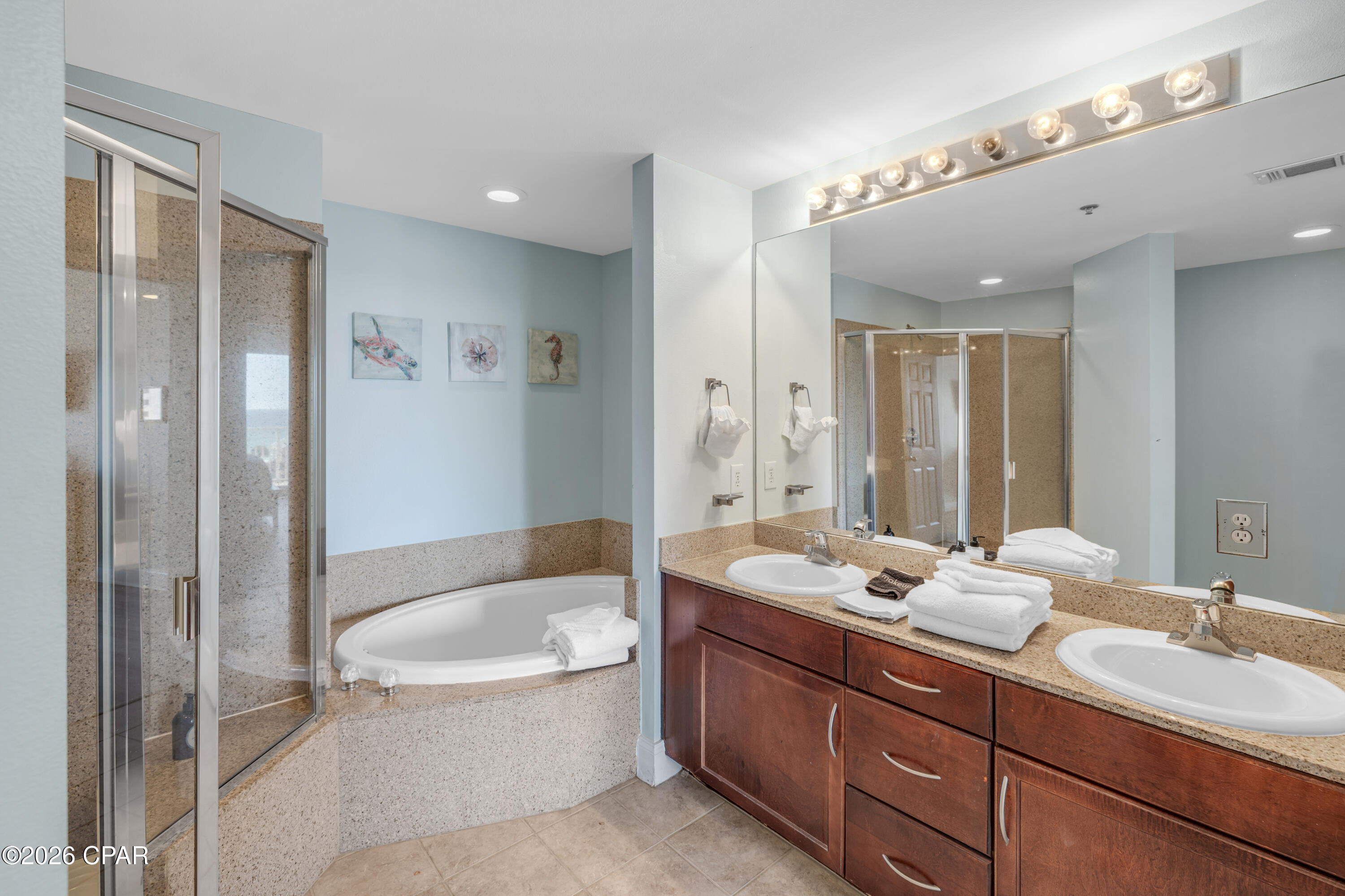 Laketown Wharf - Residential