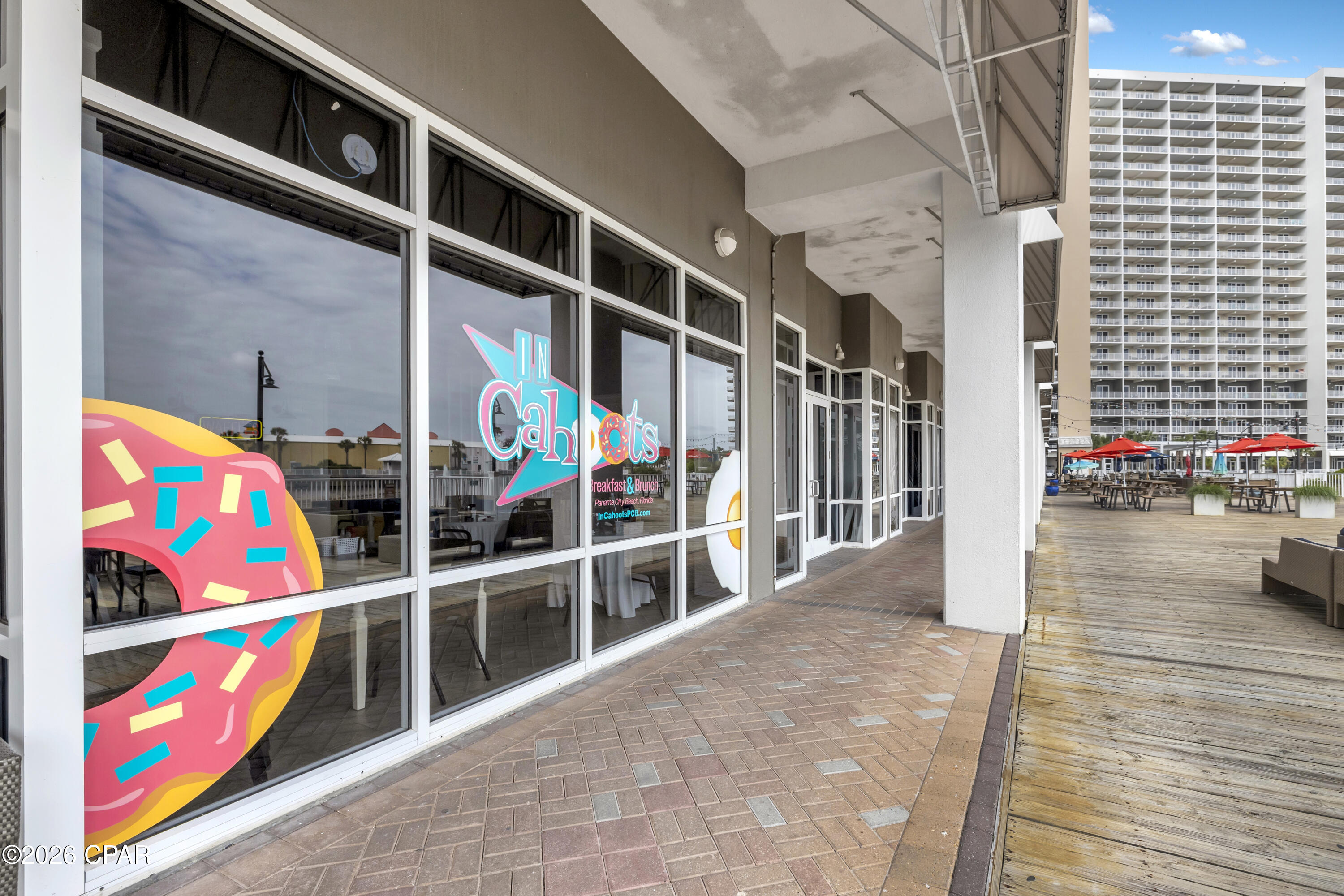 Laketown Wharf - Residential