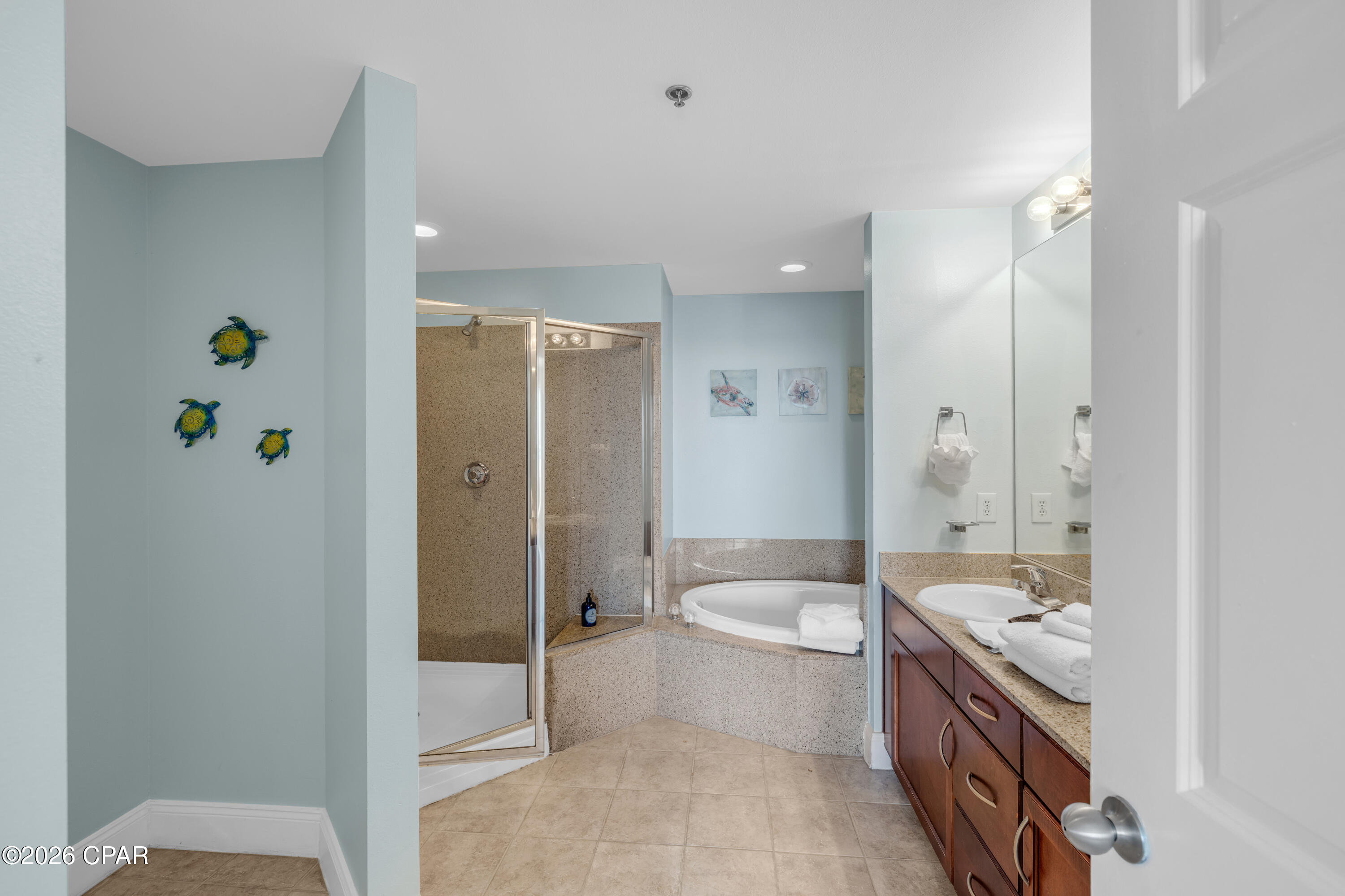 Laketown Wharf - Residential