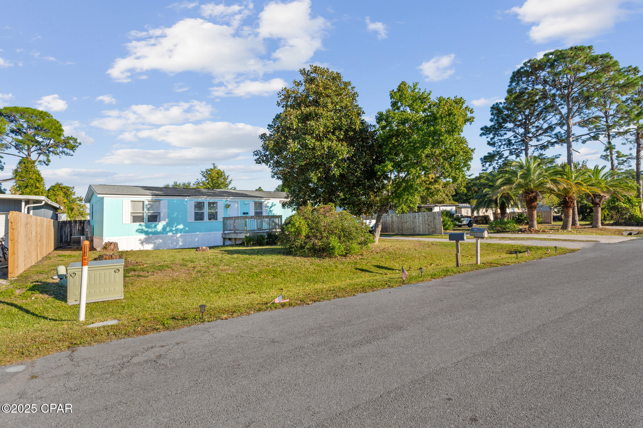 North Lagoon Oaks 5th - Residential