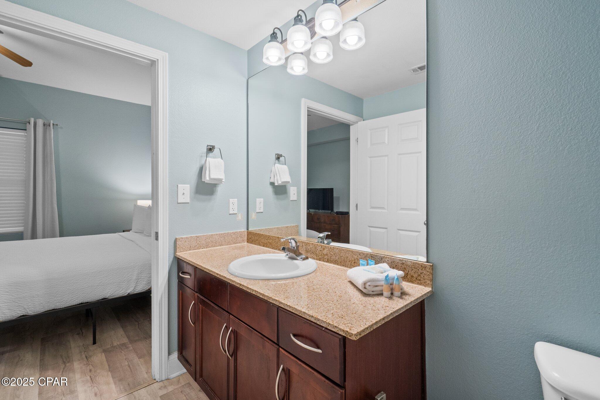 Laketown Wharf - Residential