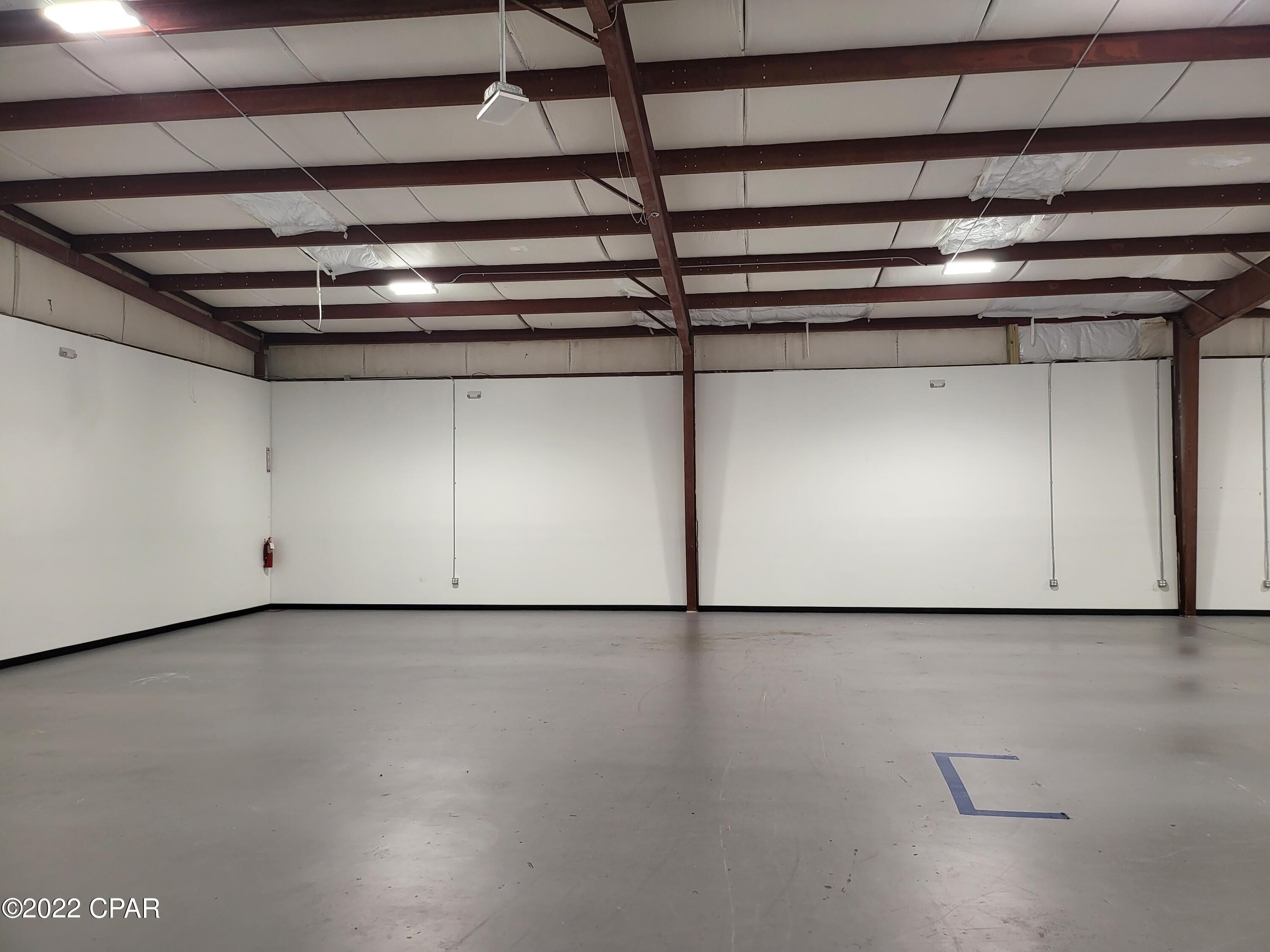 No Named Subdivision - Commercial Lease