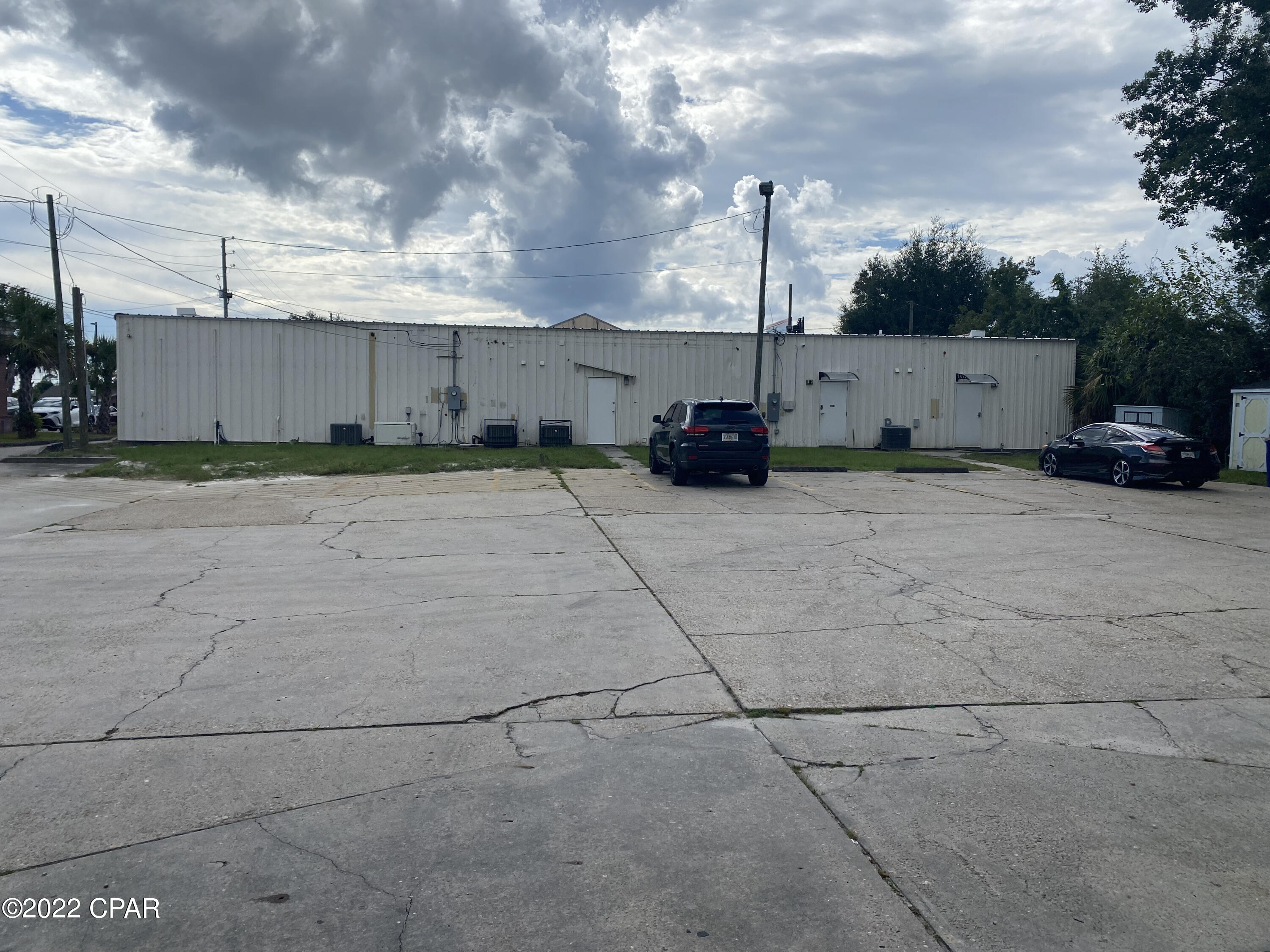 No Named Subdivision - Commercial Lease