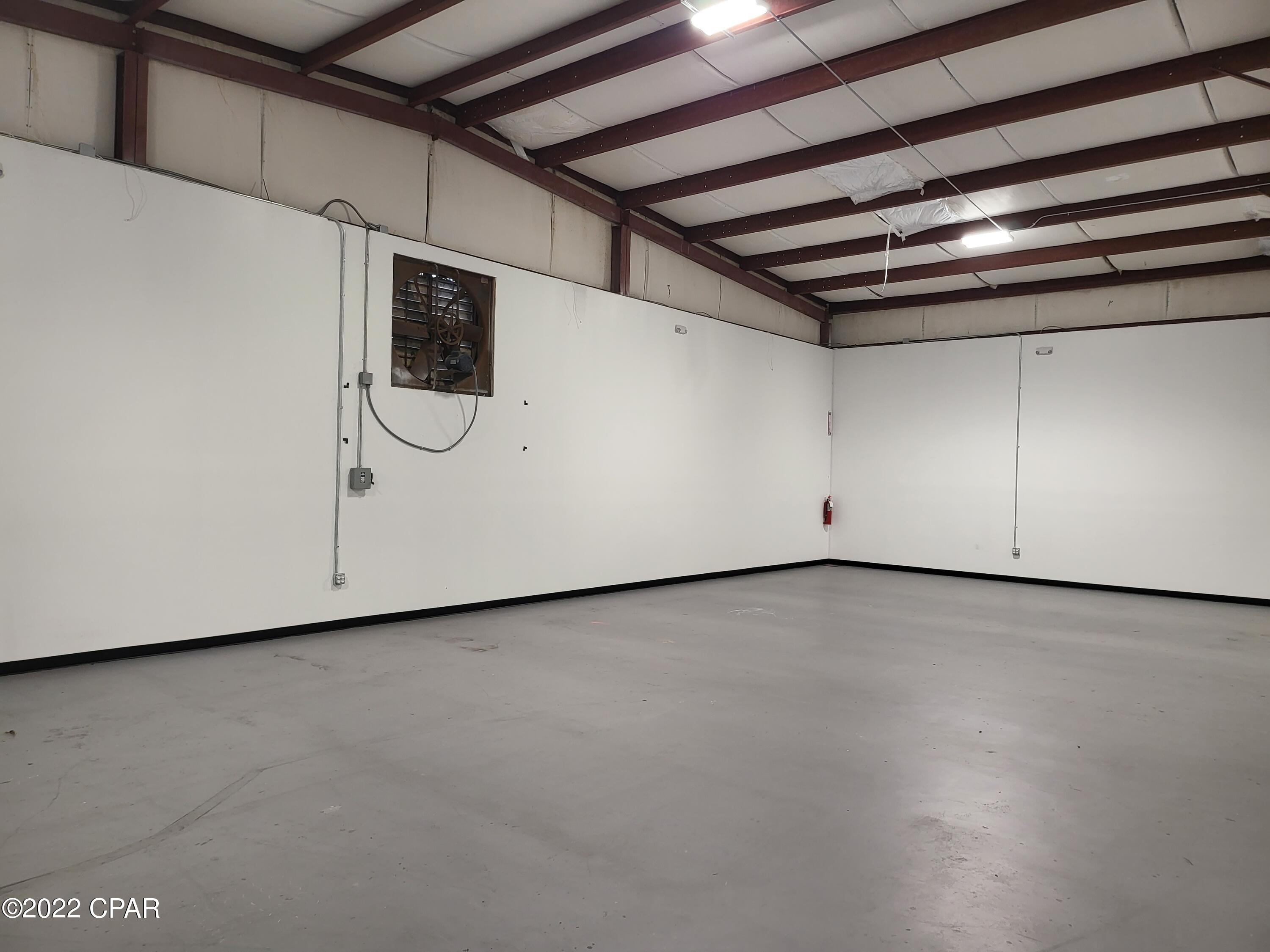 No Named Subdivision - Commercial Lease