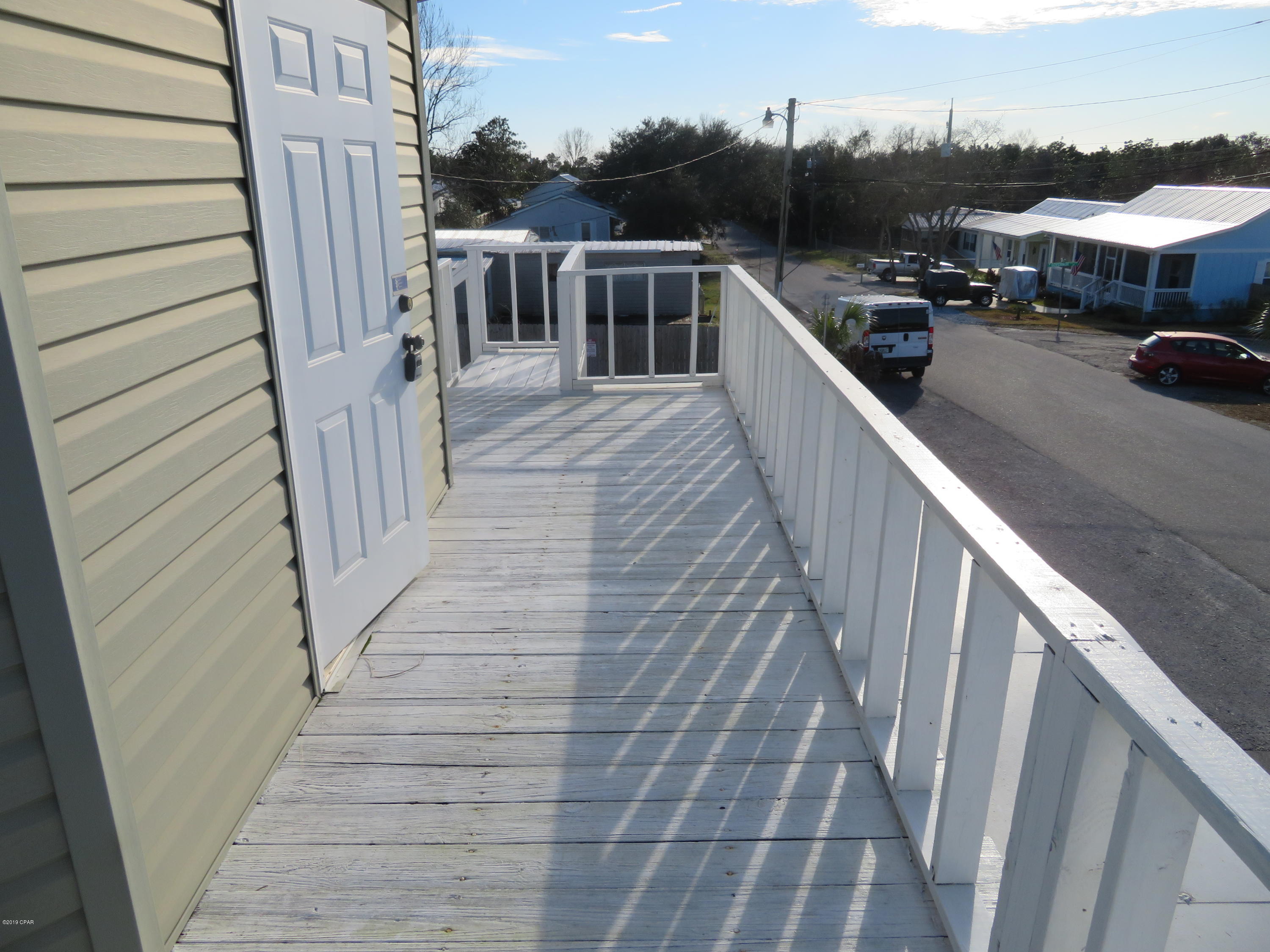 Laguna Beach Estates 8th Add - Commercial Lease