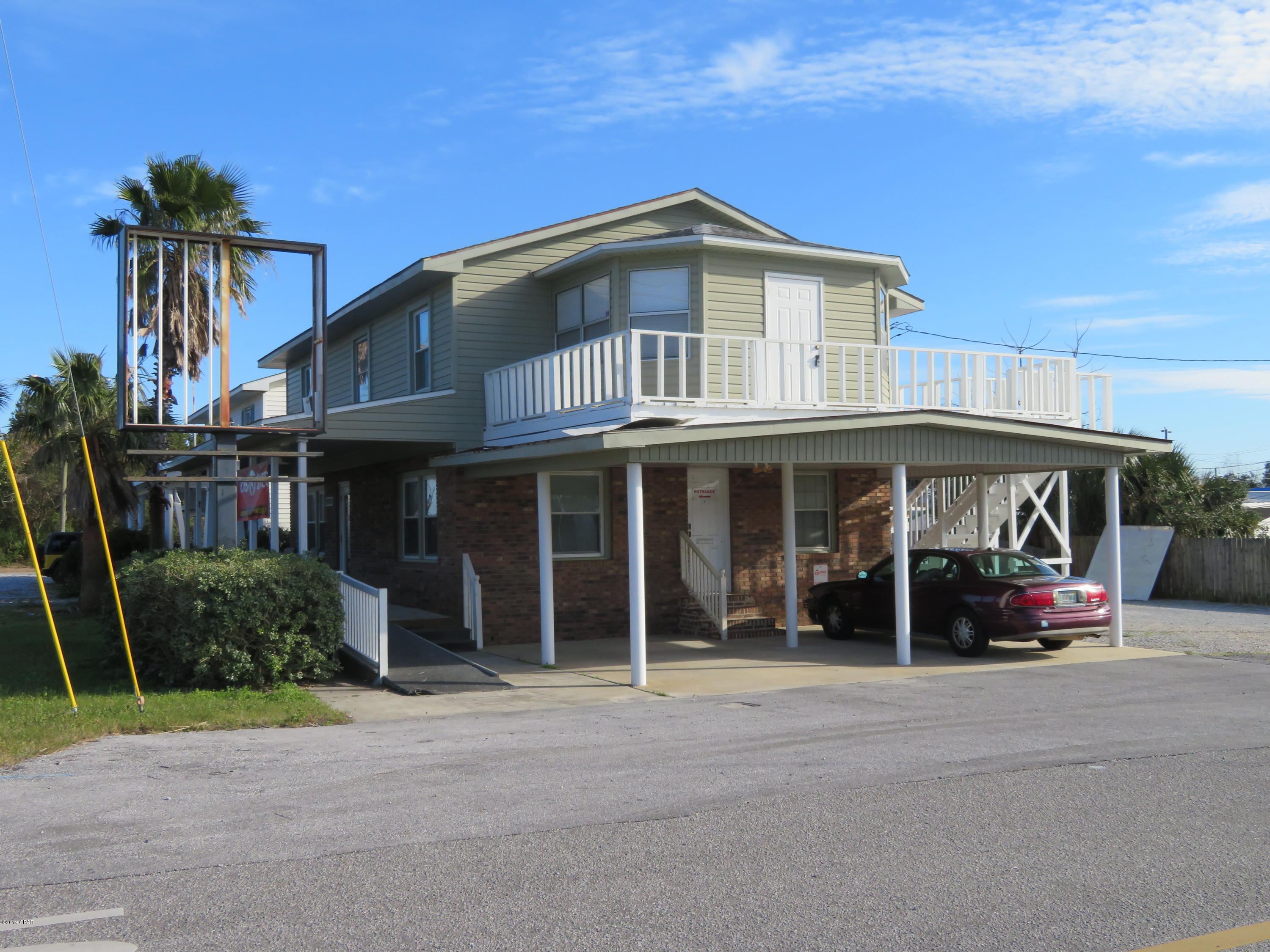 Laguna Beach Estates 8th Add - Commercial Lease