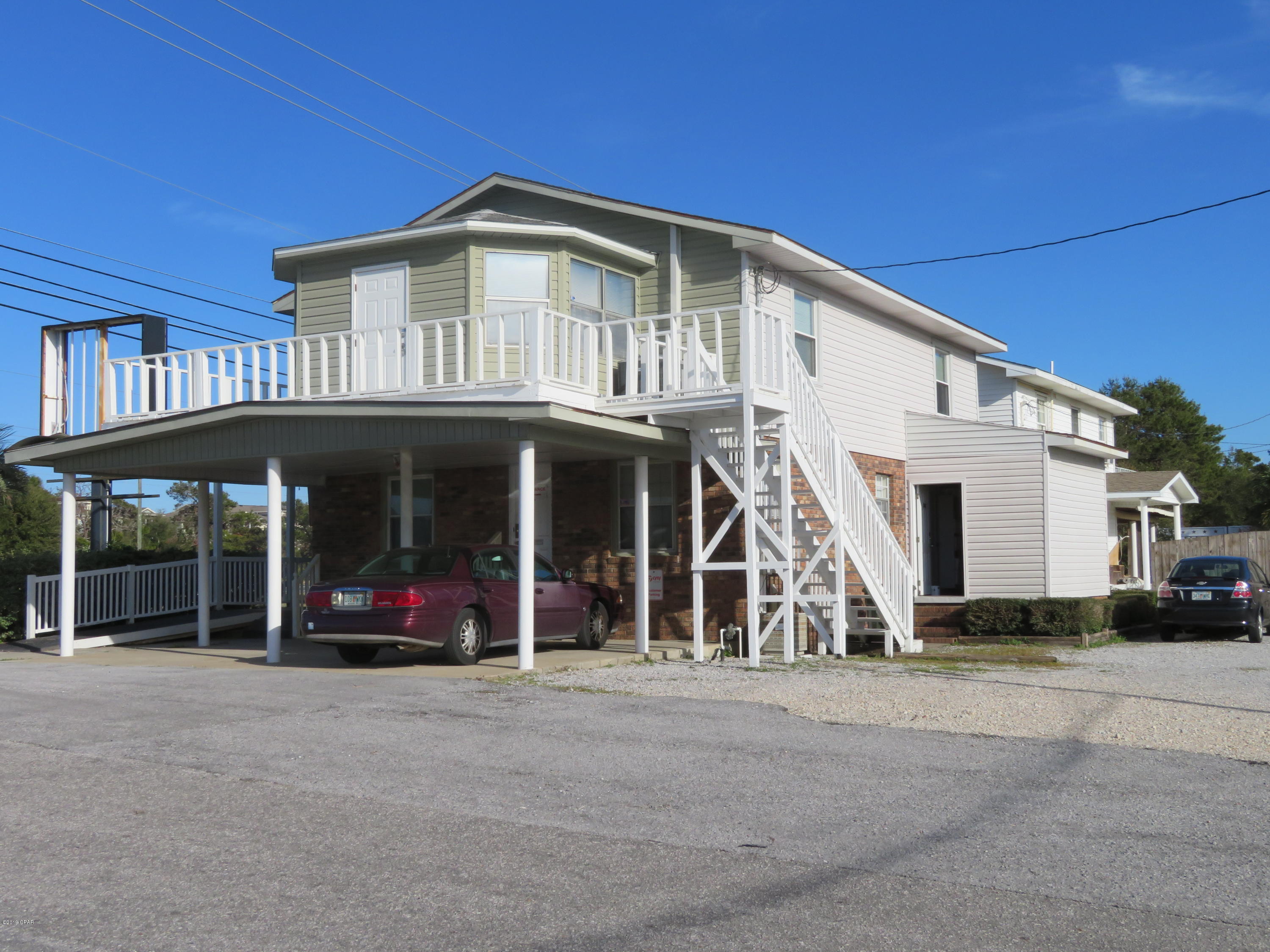 Laguna Beach Estates 8th Add - Commercial Lease