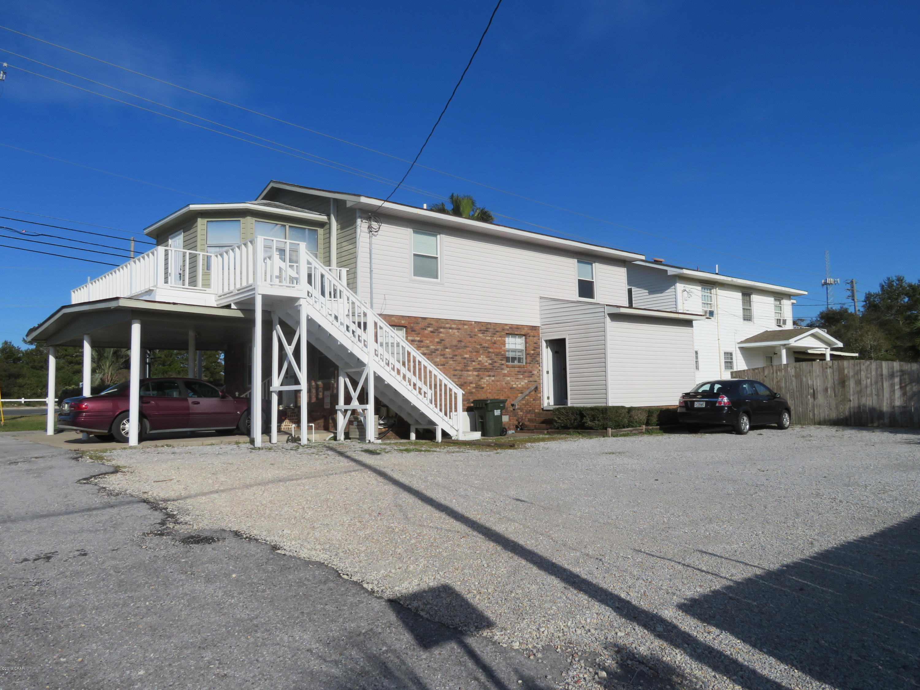 Laguna Beach Estates 8th Add - Commercial Lease
