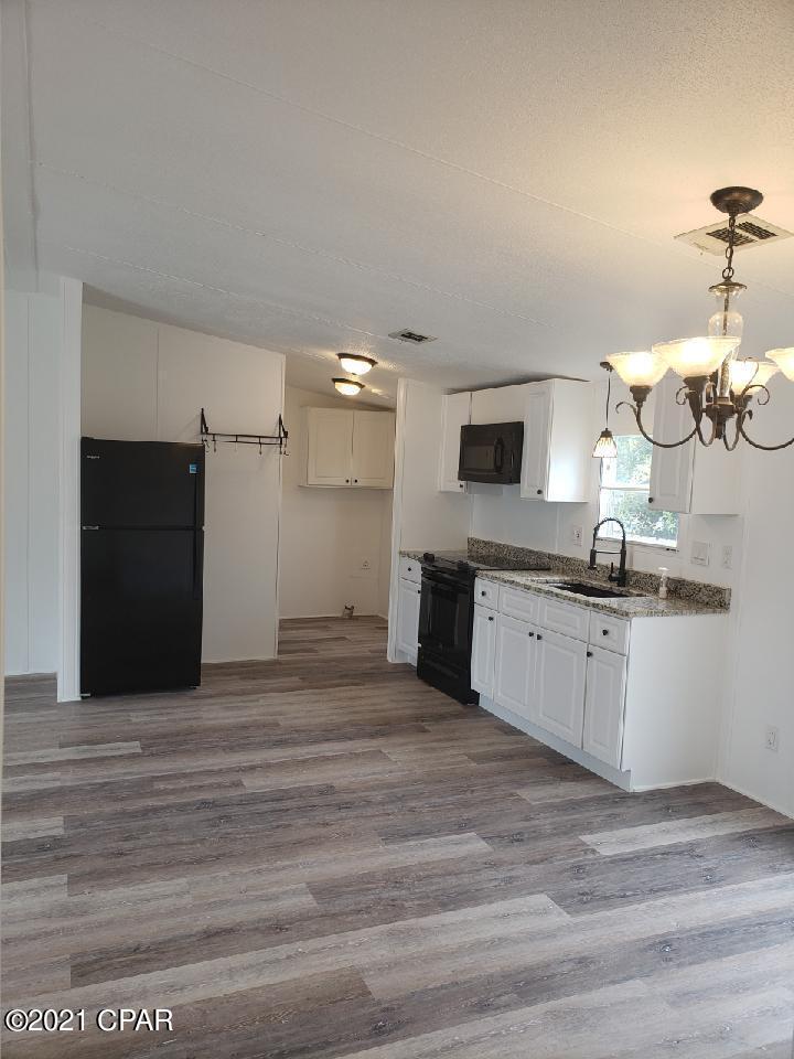 [No Recorded Subdiv] - Residential Lease