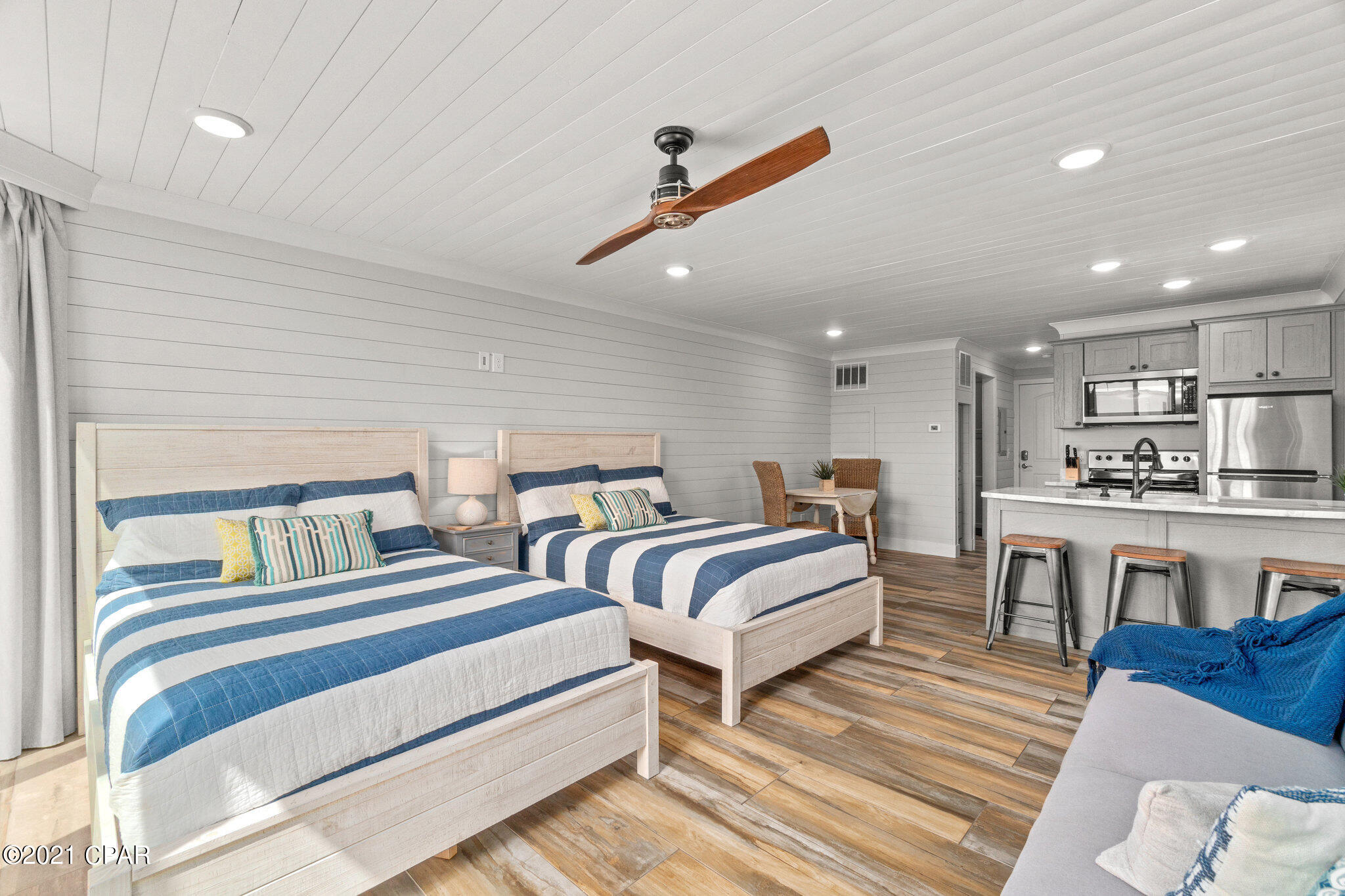 Top Of The Gulf Condo. - Residential